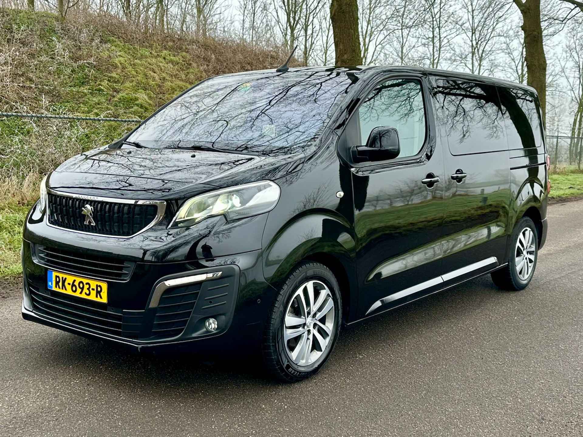 Peugeot Traveller 2.0 BlueHDi 180 Business VIP Standard S&S | UNIEK | Captain chairs | Stoelverwarming | Massage | Automaat - 3/26