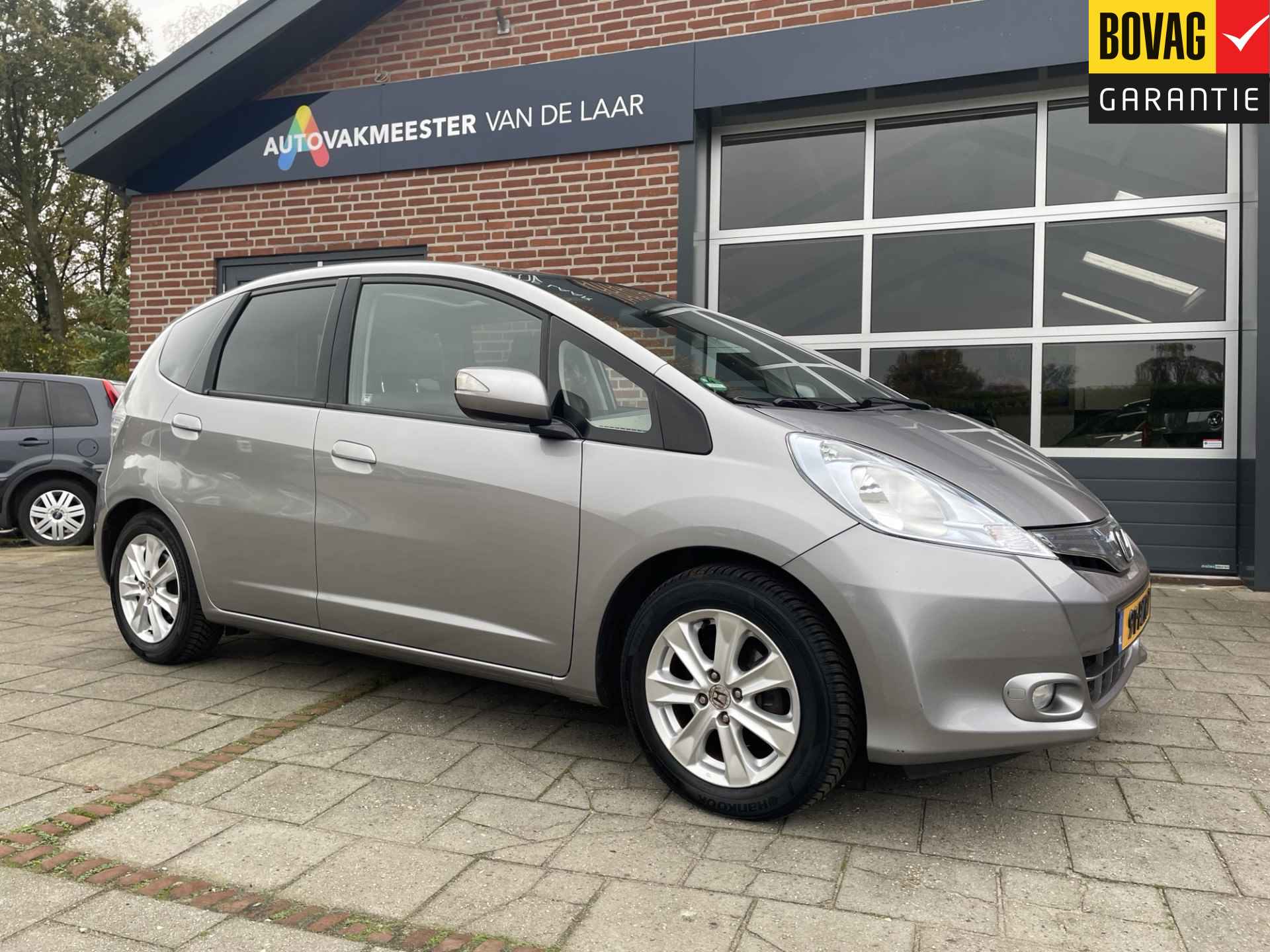 Honda Jazz 1.4 Hybrid Elegance Automaat ( Cruise Control, Achteruitrijcamera, Fietsendrager) RIJKLAARPRIJS! - 2/44