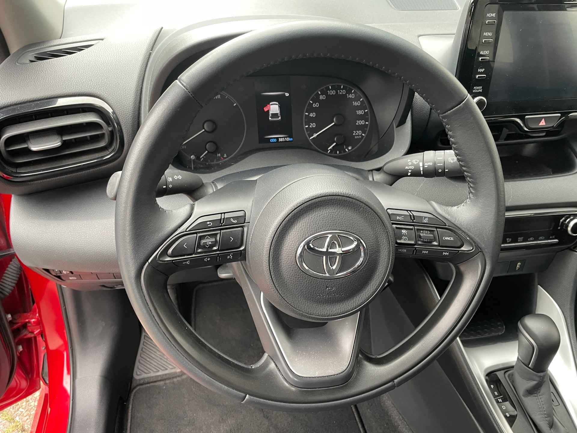 Toyota Yaris 1.5 Hybrid Active - 7/17