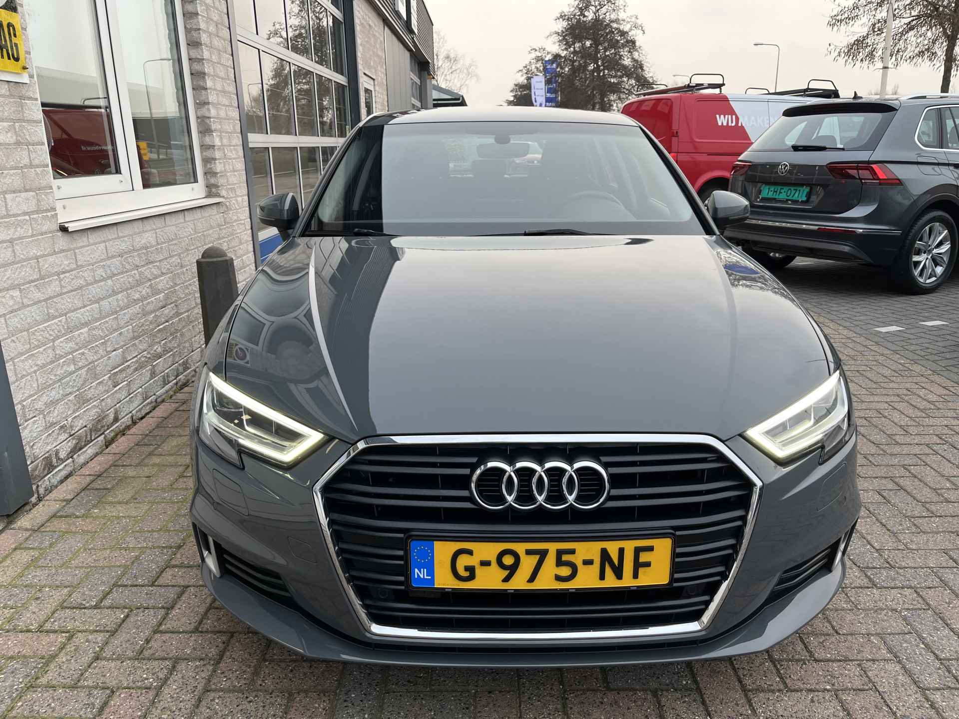 Audi A3 Sportback 30 TFSI Advance / PARK. SENSOREN/ LEDER/ CRUISE/ LED/ VIRTUAL COCKPIT/ APP CONNECT/ NAVI/ CLIMA - 37/44