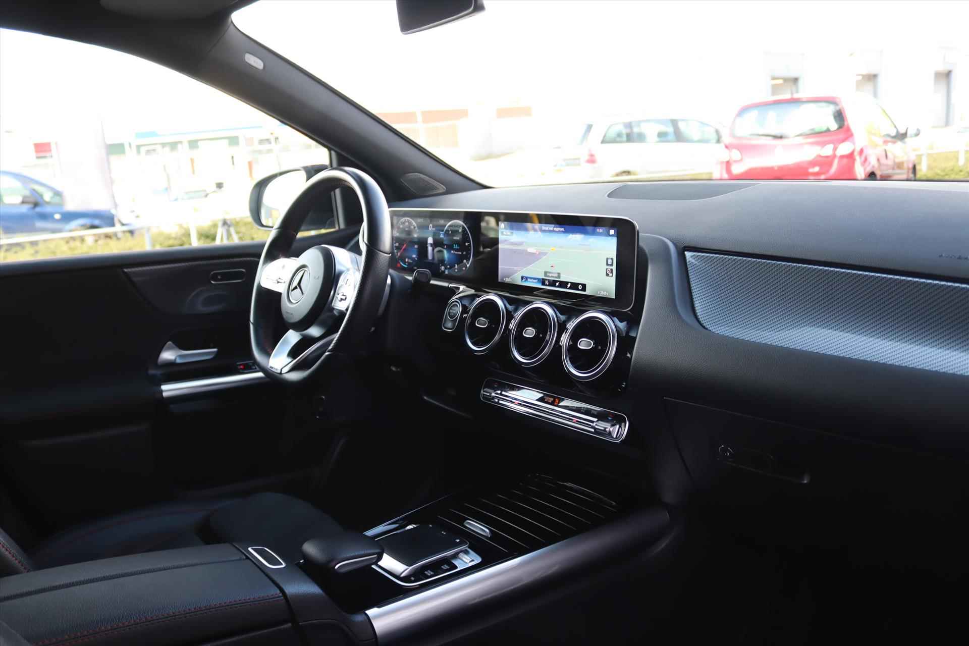 Mercedes B-Klasse B180 AUTOMAAT AMG BUSINESS SOLUTION | Night Pakket | Trekhaak | Widescreen | Camera | Navi | Cruise | Clima | Apple Carplay | - 6/62