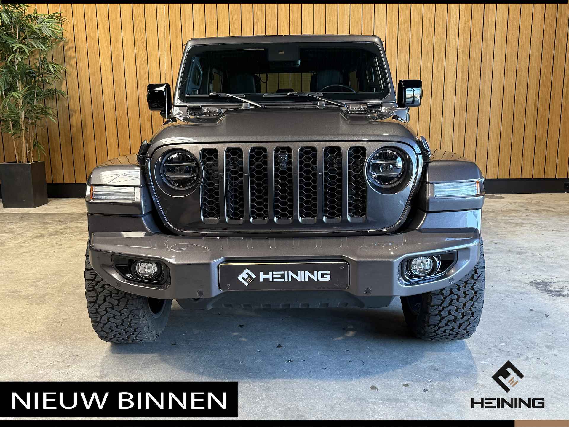 Jeep Wrangler Unlimited 4xe 380 Sahara. 20 inch. Leer. Navi. Hollandse auto met NAP - 2/56