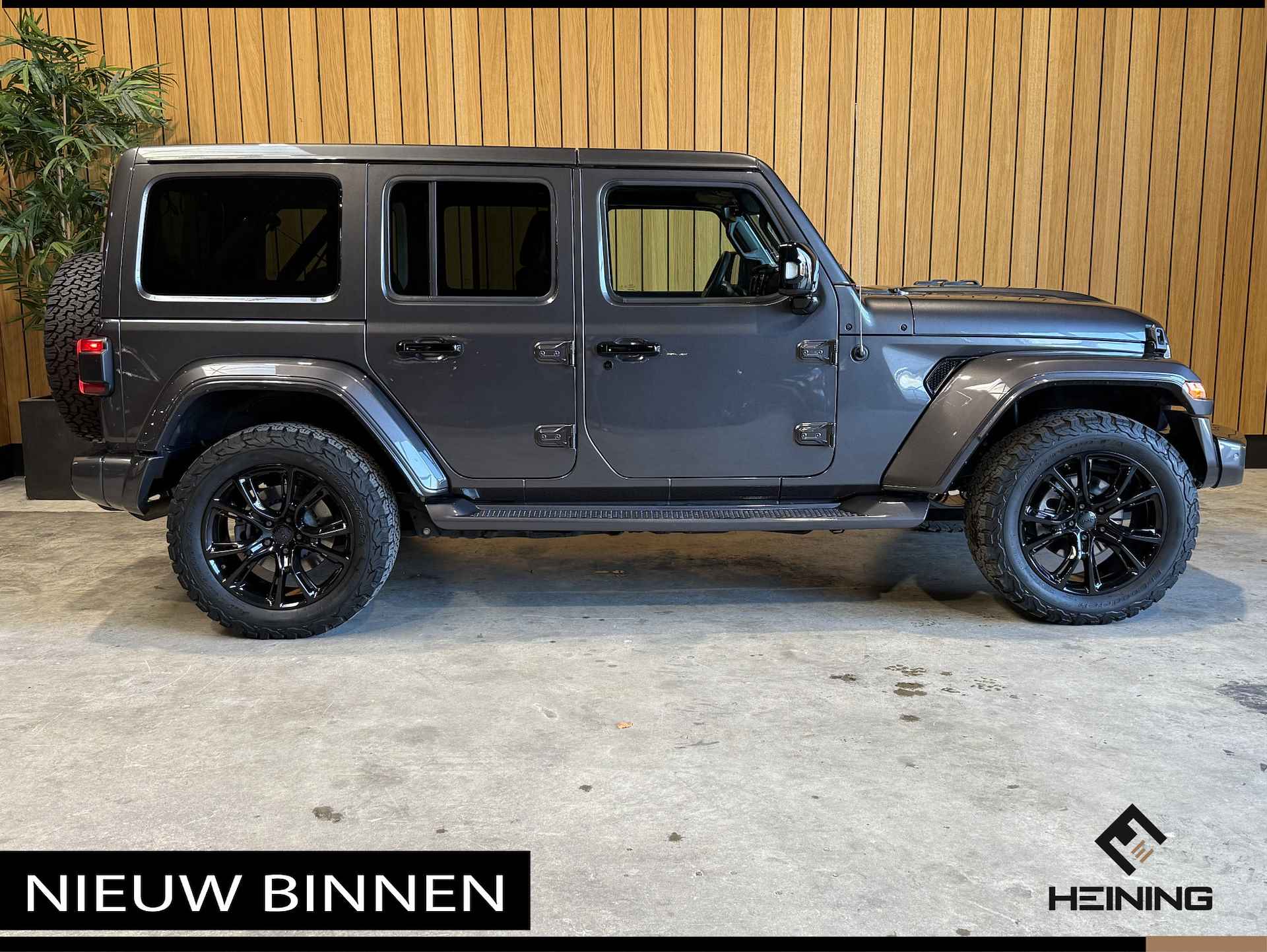 Jeep Wrangler Unlimited 4xe 380 Sahara. 20 inch. Leer. Navi. Hollandse auto met NAP - 6/56