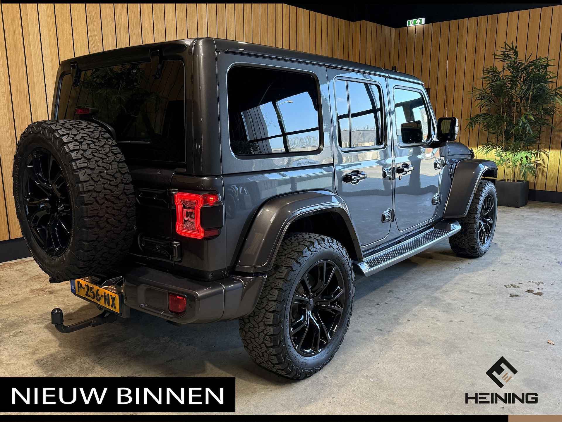 Jeep Wrangler Unlimited 4xe 380 Sahara. 20 inch. Leer. Navi. Hollandse auto met NAP - 7/56