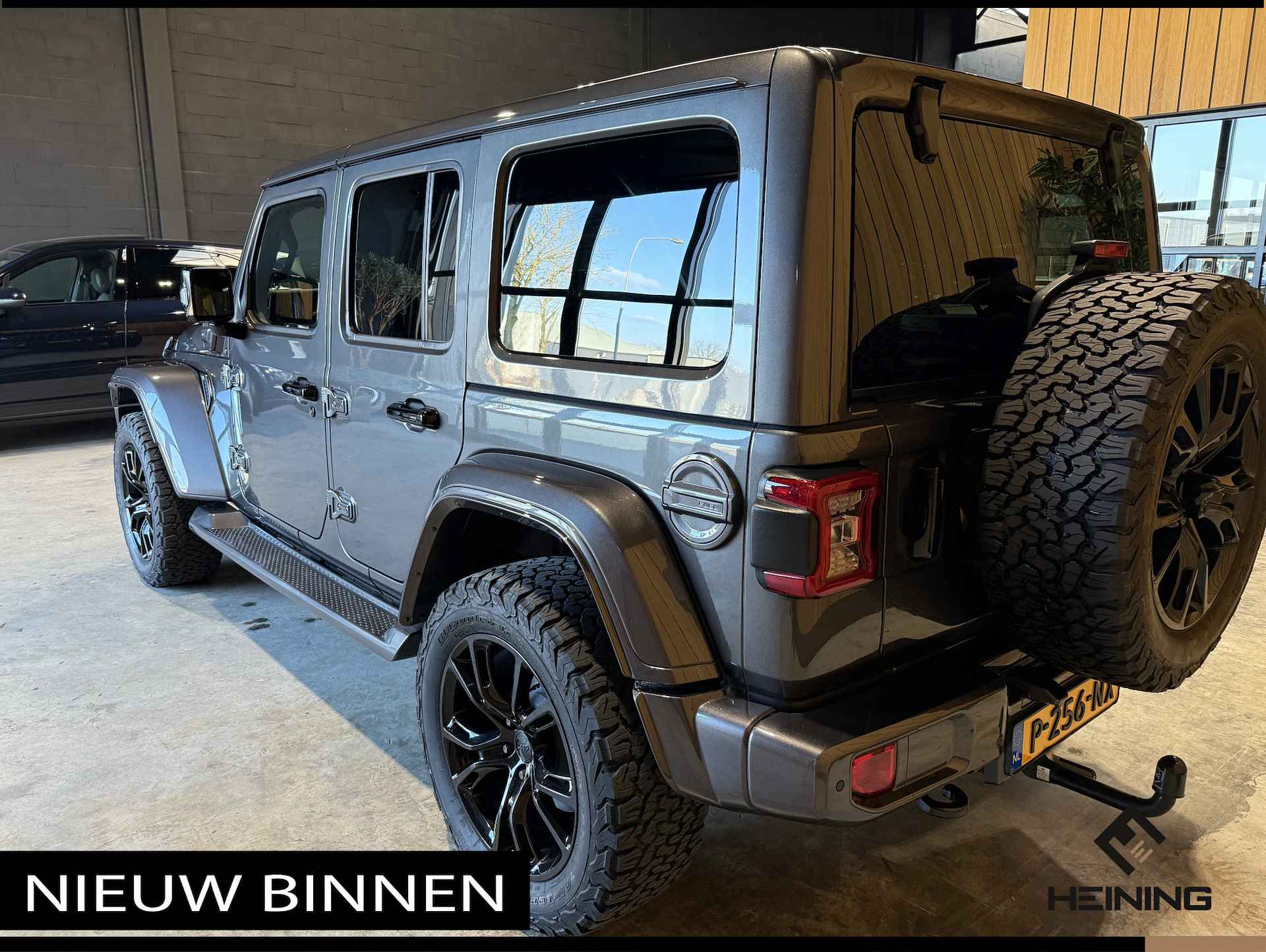 Jeep Wrangler Unlimited 4xe 380 Sahara. 20 inch. Leer. Navi. Hollandse auto met NAP - 9/56