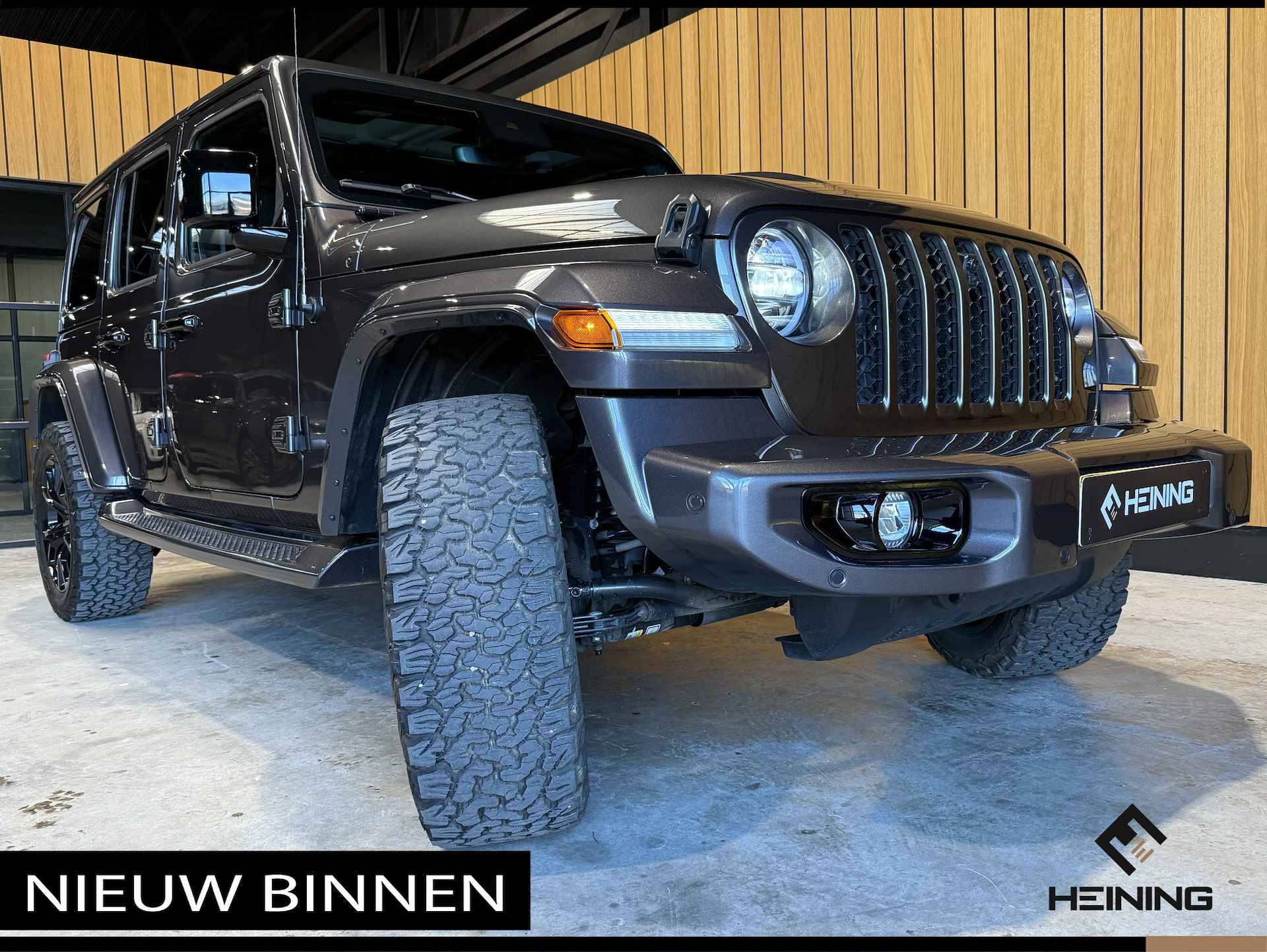 Jeep Wrangler Unlimited 4xe 380 Sahara. 20 inch. Leer. Navi. Hollandse auto met NAP - 10/56