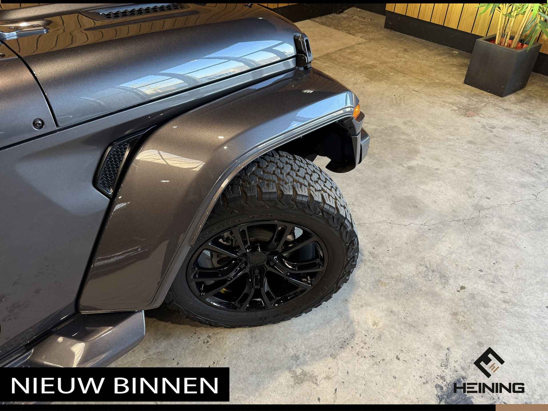 Jeep Wrangler Unlimited 4xe 380 Sahara. 20 inch. Leer. Navi. Hollandse auto met NAP - 49/56