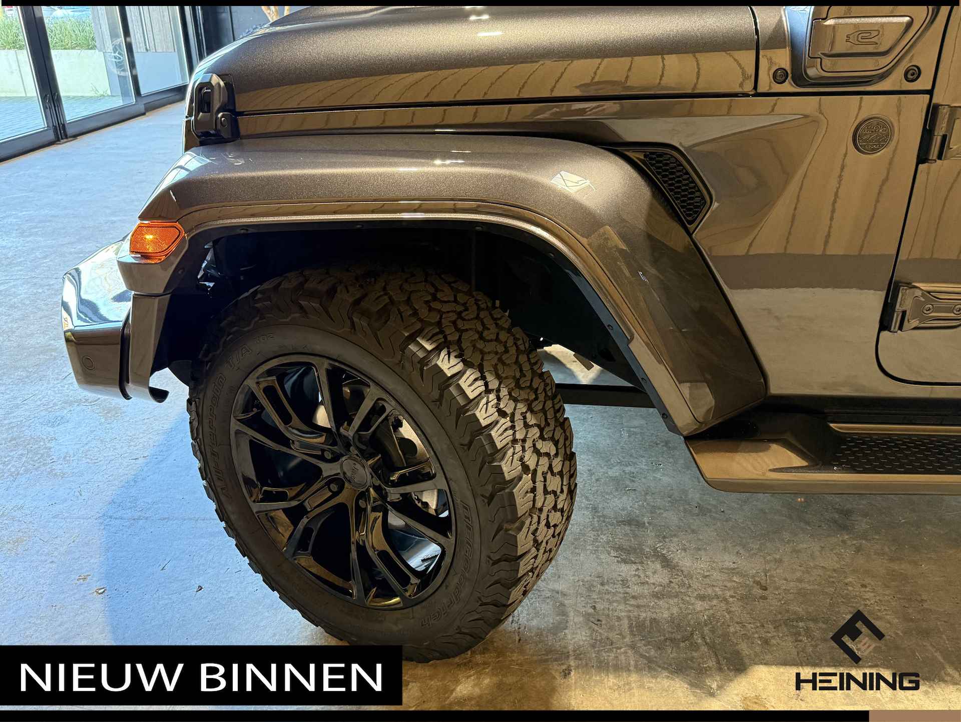 Jeep Wrangler Unlimited 4xe 380 Sahara. 20 inch. Leer. Navi. Hollandse auto met NAP - 50/56