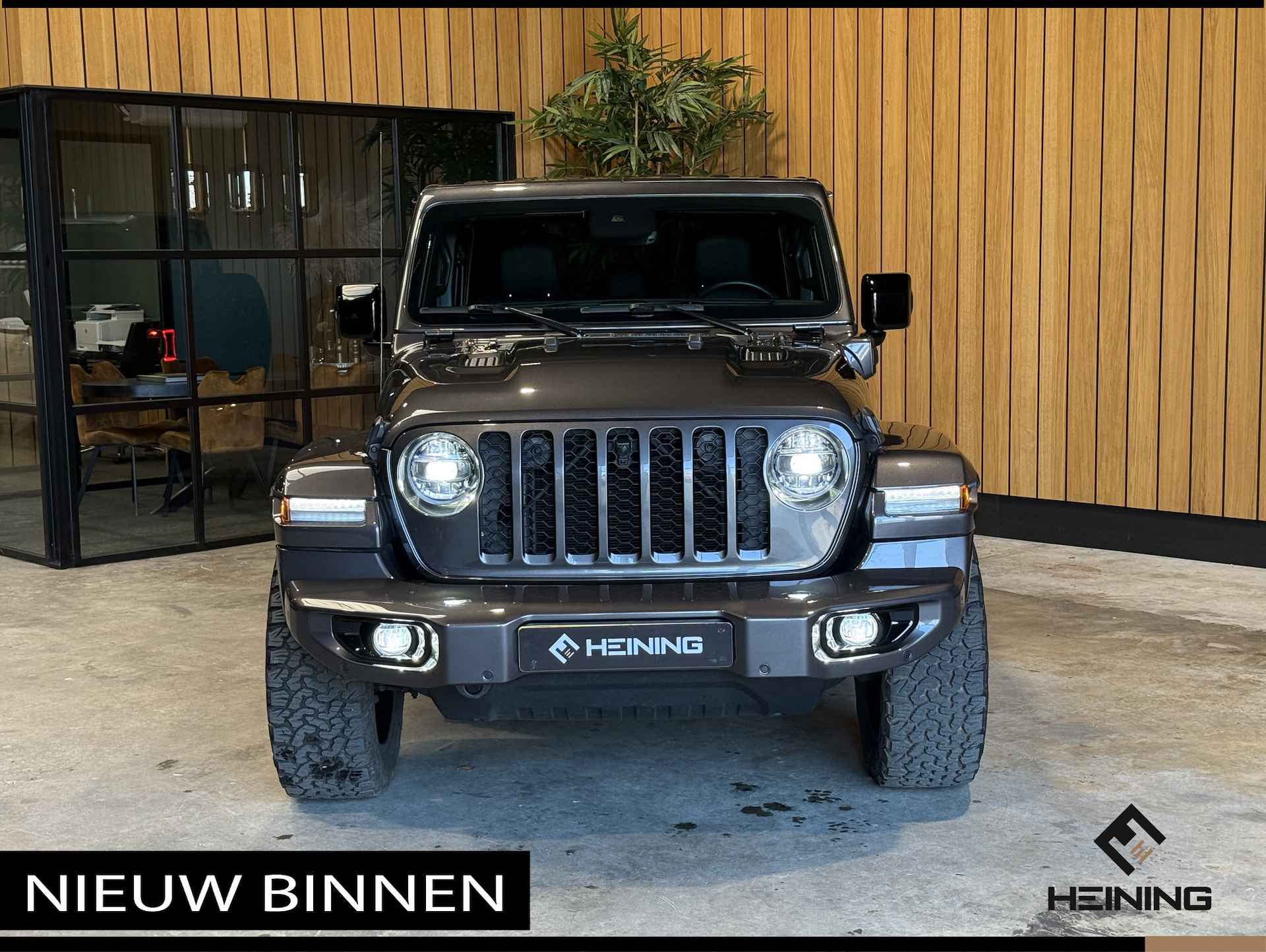 Jeep Wrangler Unlimited 4xe 380 Sahara. 20 inch. Leer. Navi. Hollandse auto met NAP - 52/56