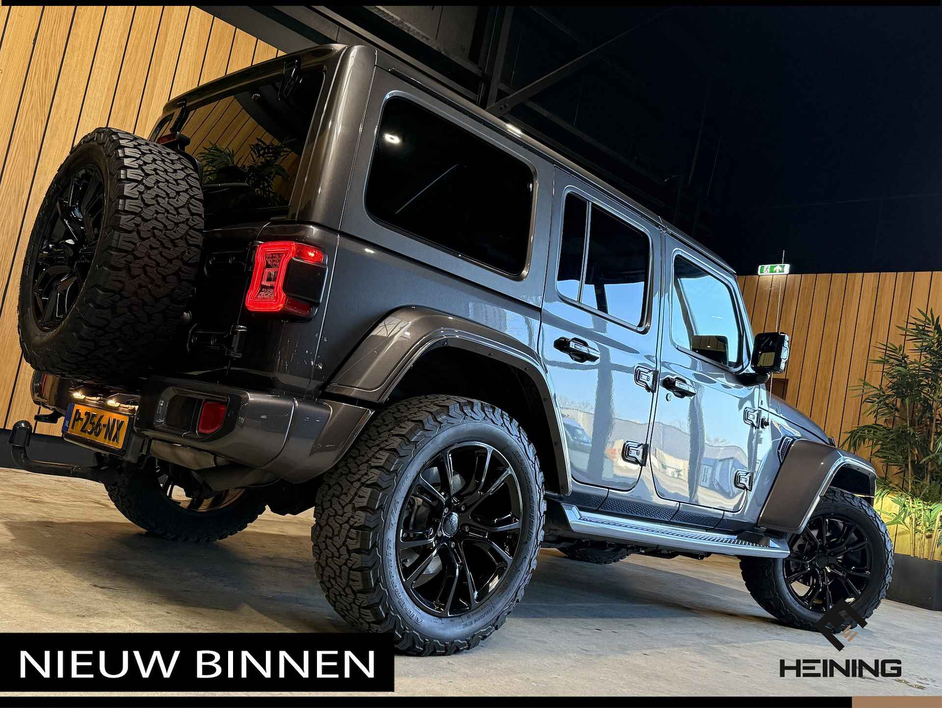 Jeep Wrangler Unlimited 4xe 380 Sahara. 20 inch. Leer. Navi. Hollandse auto met NAP - 53/56