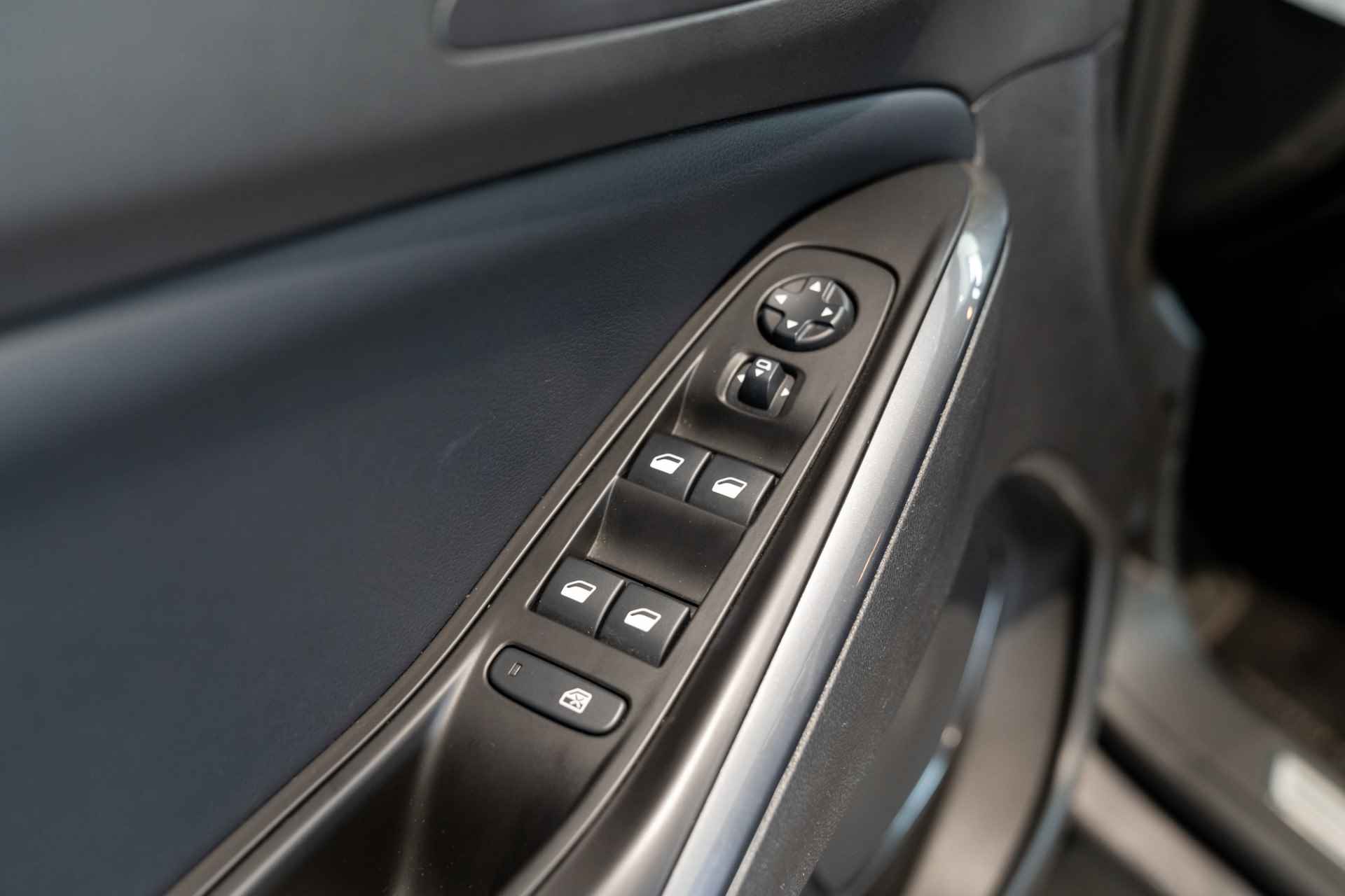 Opel Grandland X 1.2 Turbo Innovation | Automaat | Stoel & Stuurverwarming | Climate Controle | El. Achterklep | Dodehoek sensoren | - 17/41