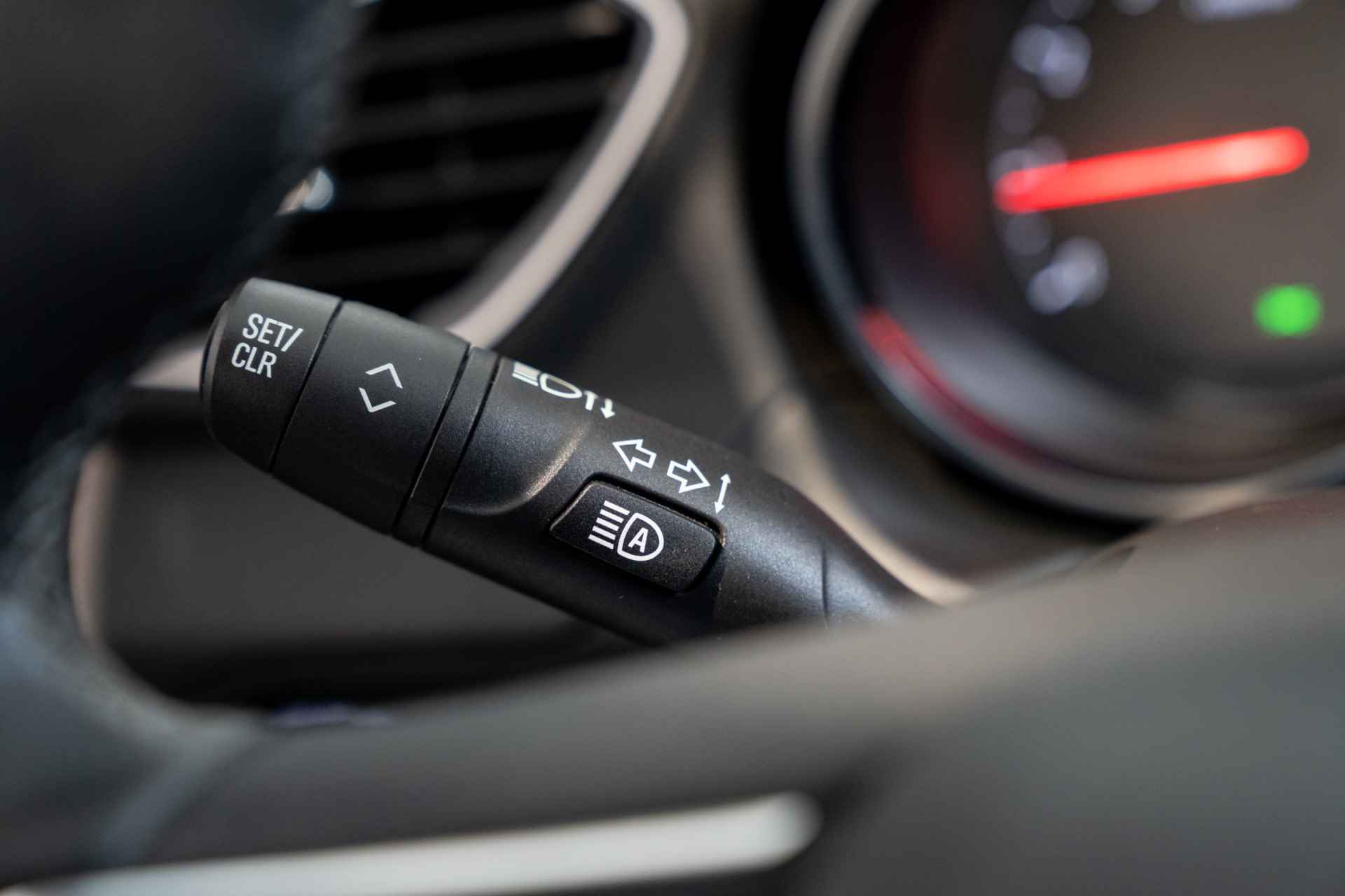 Opel Grandland X 1.2 Turbo Innovation | Automaat | Stoel & Stuurverwarming | Climate Controle | El. Achterklep | Dodehoek sensoren | - 23/41