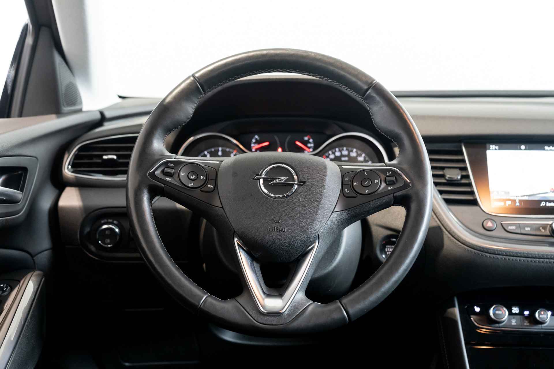 Opel Grandland X 1.2 Turbo Innovation | Automaat | Stoel & Stuurverwarming | Climate Controle | El. Achterklep | Dodehoek sensoren | - 41/41