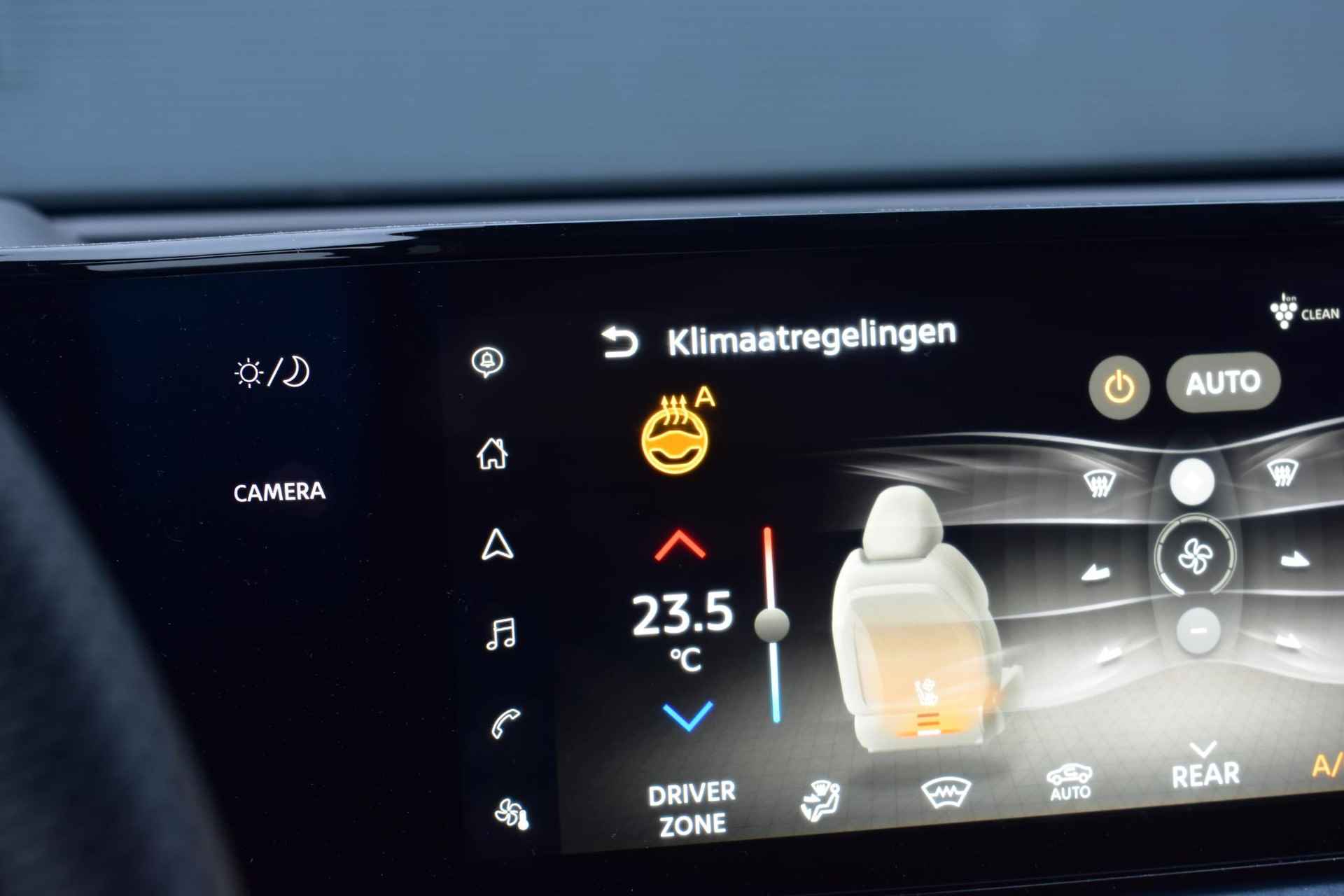 Nissan Ariya e-4ORCE Evolve+ 91 kWh 395pk | Schuif/kanteldak | Leder | Draadloze Apple Carplay & Android Auto | Elektrisch Verstelbare Stoelen | Stoel/Stuurwiel Verwarming | - 17/36