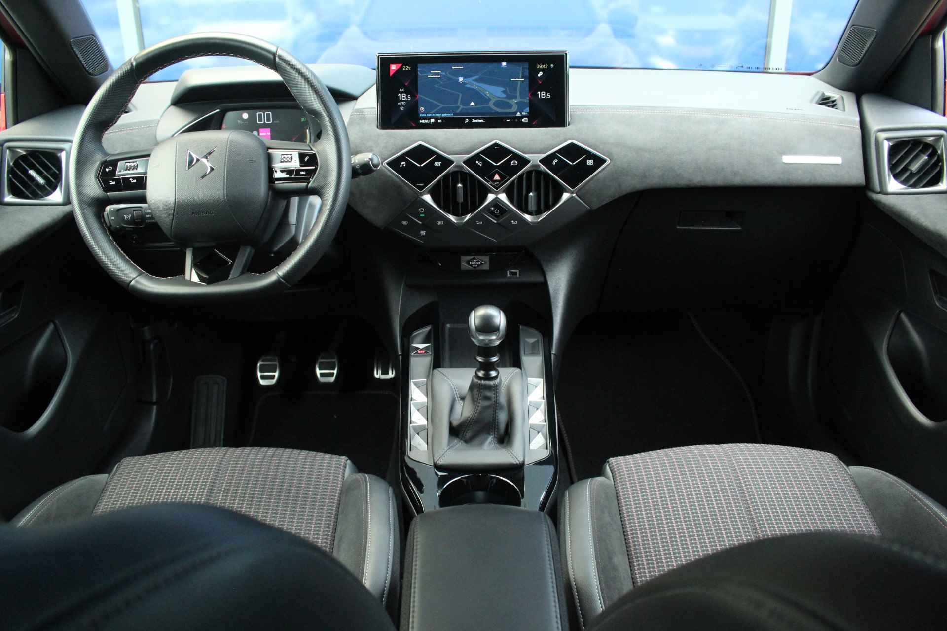 DS DS 3 Crossback 1.2 Performance Line | Navi | carPlay | Camera | Climate & Cruise C. | | Navigatie | | Navigatie | Cruise Control | Airco - 13/43