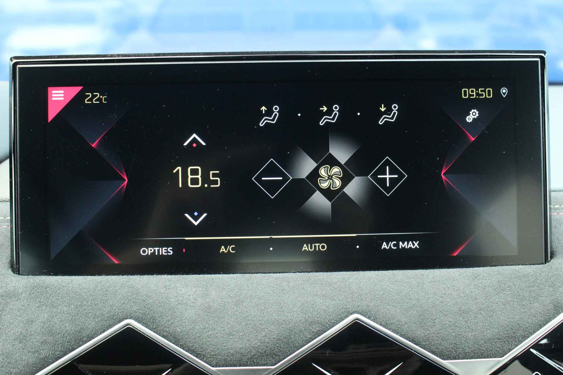 DS DS 3 Crossback 1.2 Performance Line | Navi | carPlay | Camera | Climate & Cruise C. | | Navigatie | | Navigatie | Cruise Control | Airco - 26/43