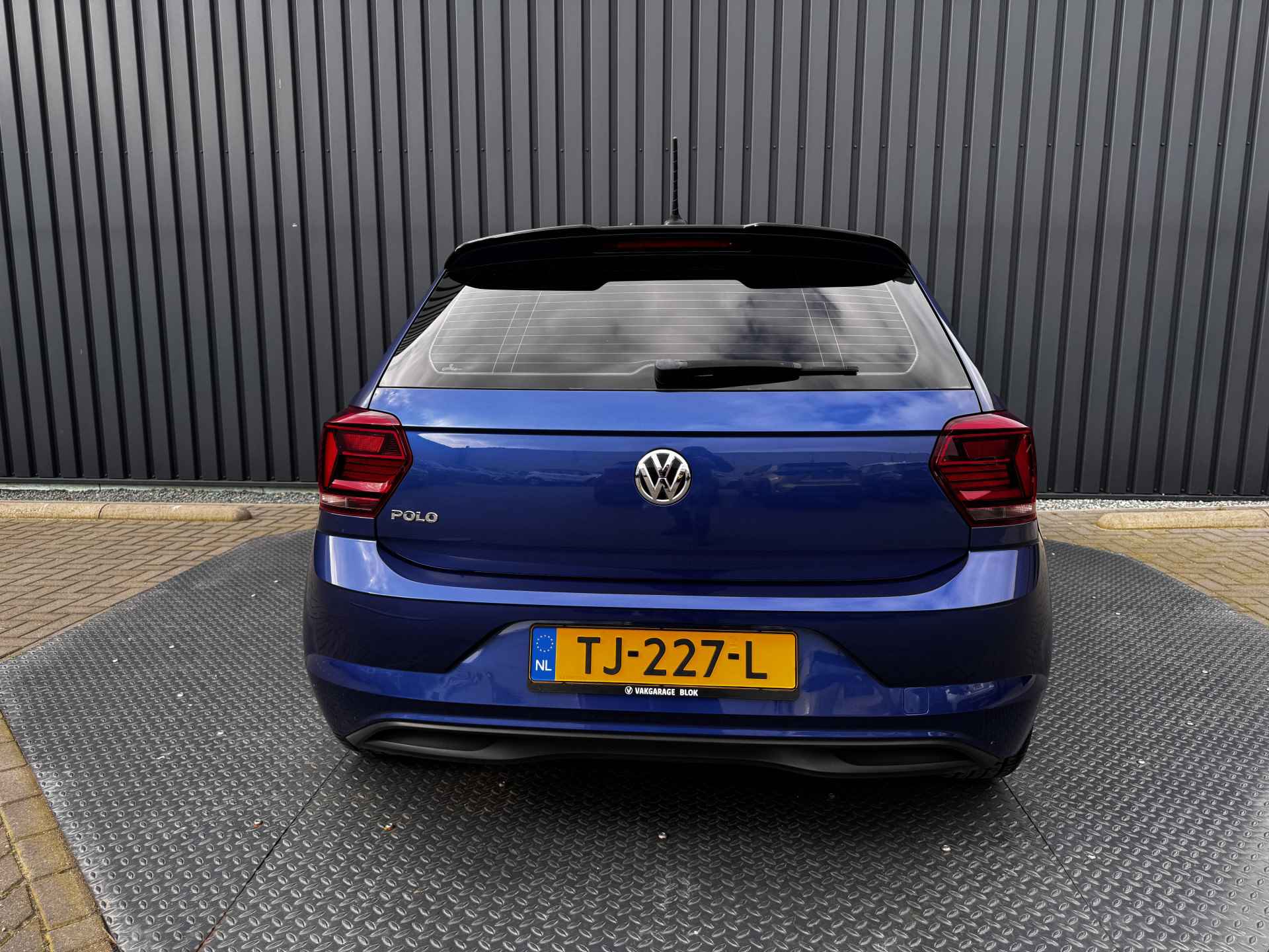Volkswagen Polo 1.0 TSI 95Pk Comfortline | Navi | 17'' | Adapt. Cr. | Apple Carplay | Prijs Rijklaar!! - 29/39