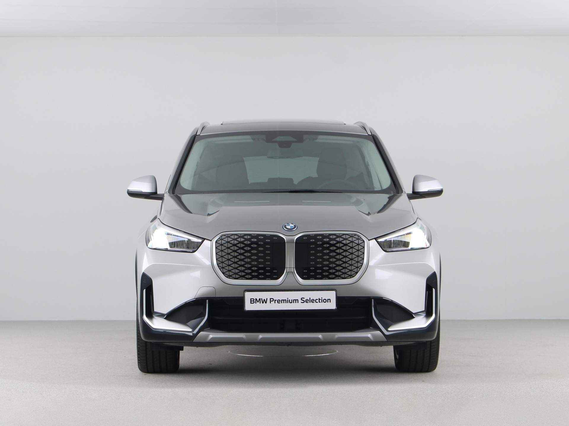 BMW iX1 eDrive20 67 kWh - 6/23