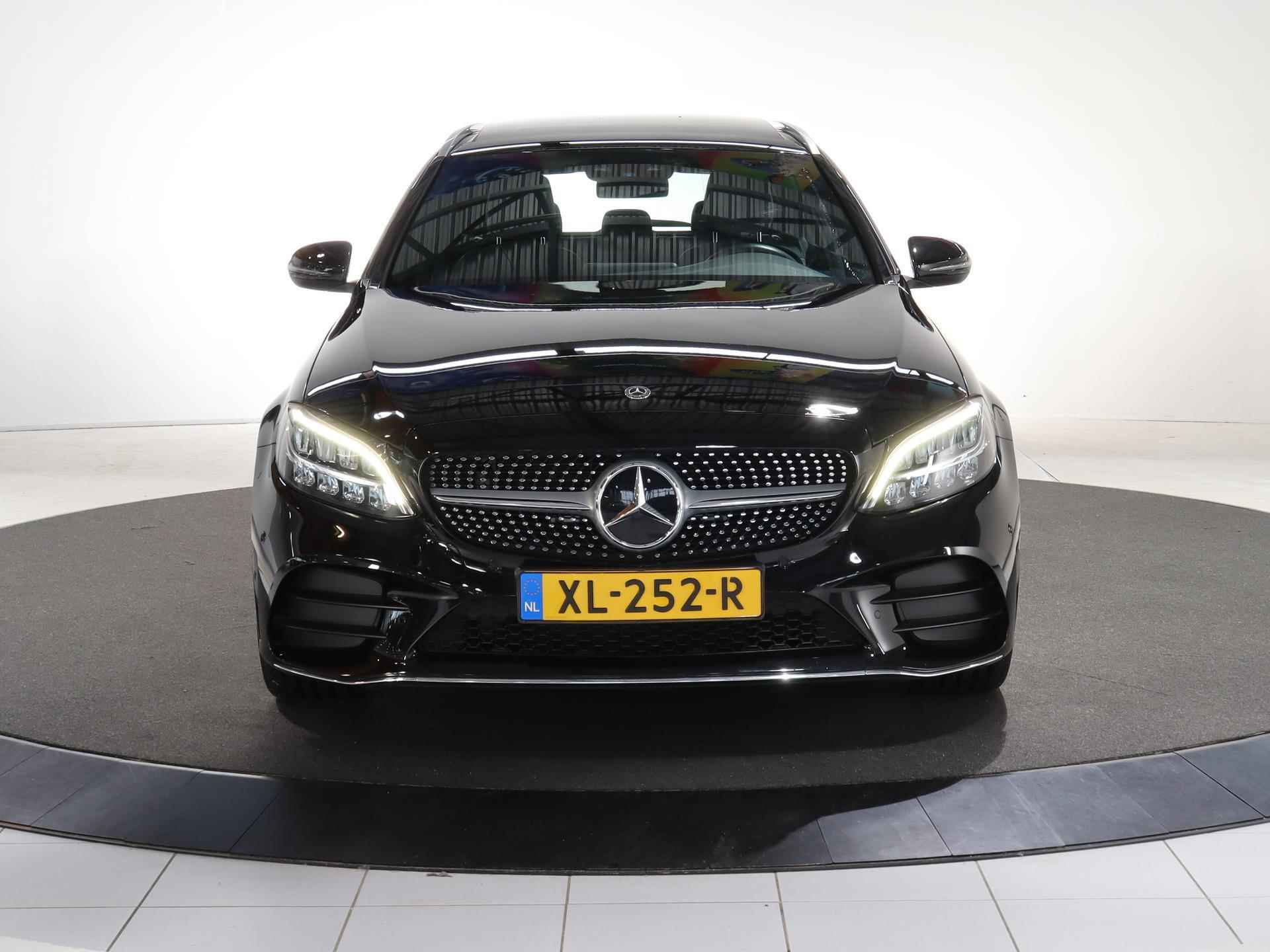 Mercedes-Benz C-klasse Estate 180 Business Solution AMG | Panoramadak | Digitaal Dashboard | Led-koplampen | Achteruitrijcamera | Apple carplay - 4/25