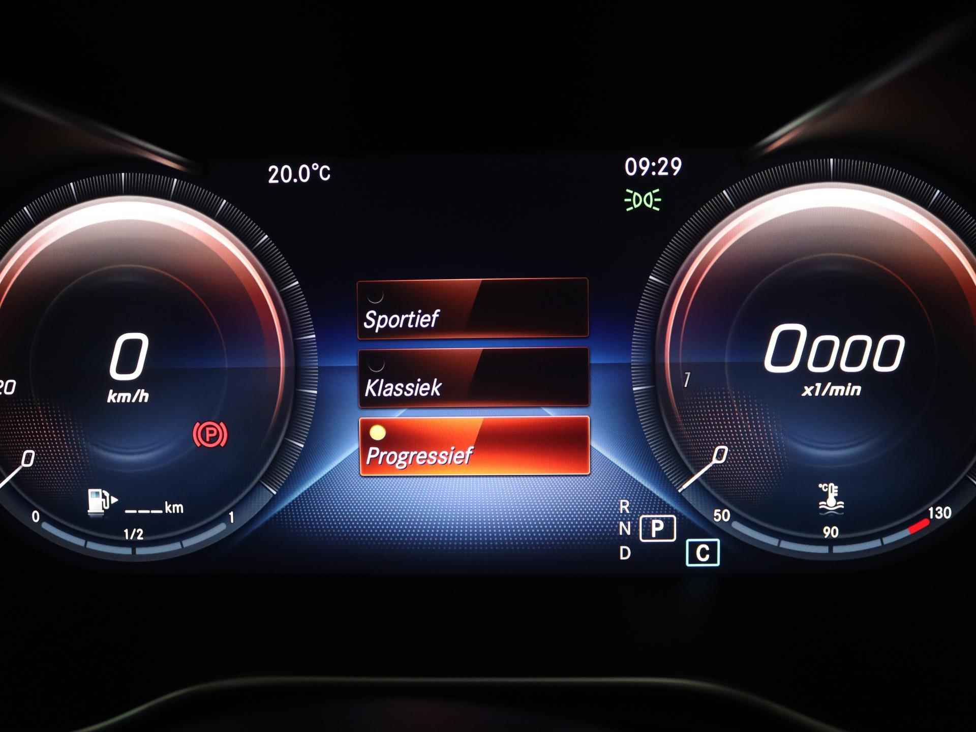 Mercedes-Benz C-klasse Estate 180 Business Solution AMG | Panoramadak | Digitaal Dashboard | Led-koplampen | Achteruitrijcamera | Apple carplay - 19/25