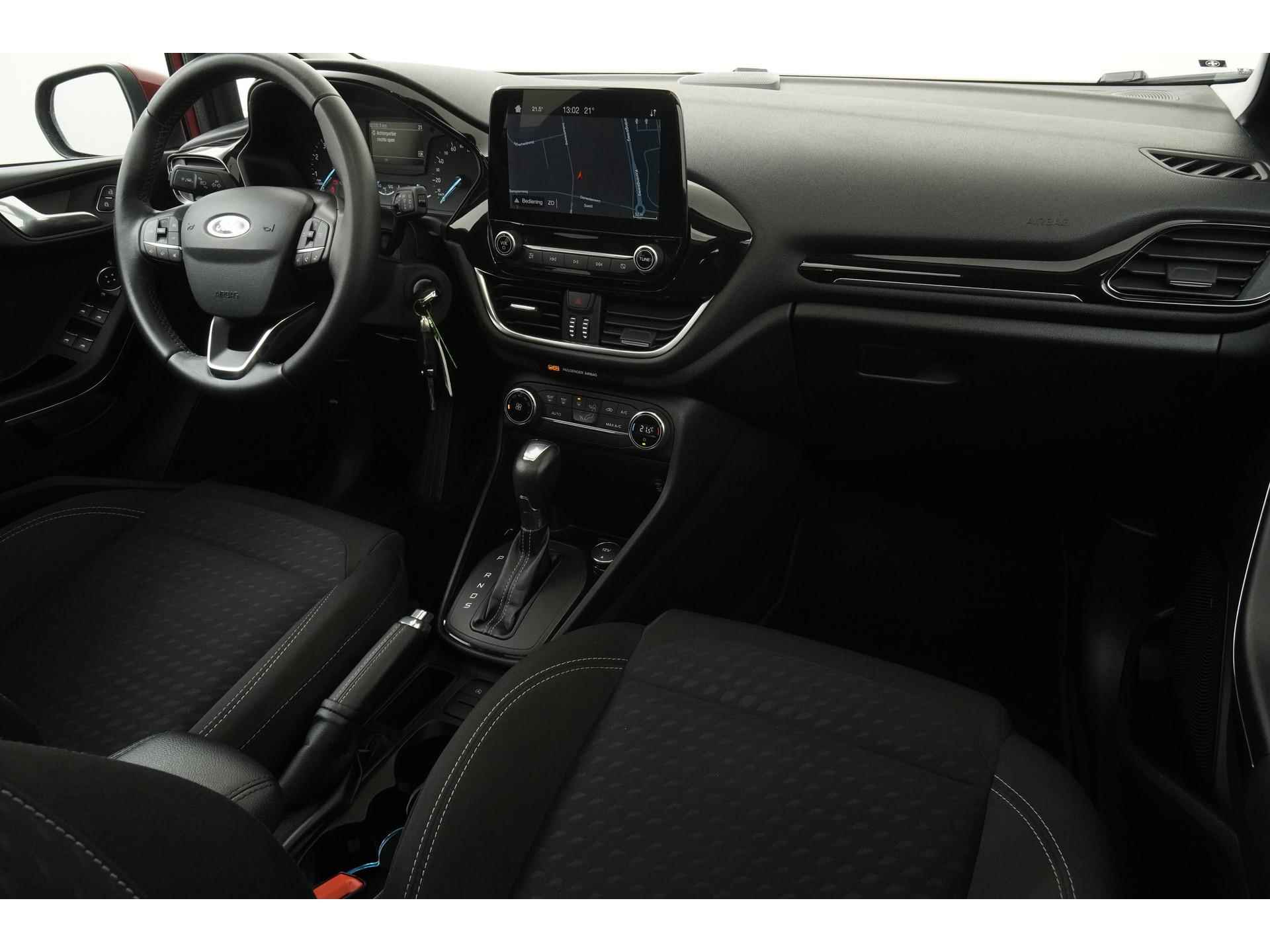 Ford Fiesta 1.0 EcoBoost Titanium Automaat | Panoramadak | Navigatie | Zondag Open! - 2/41