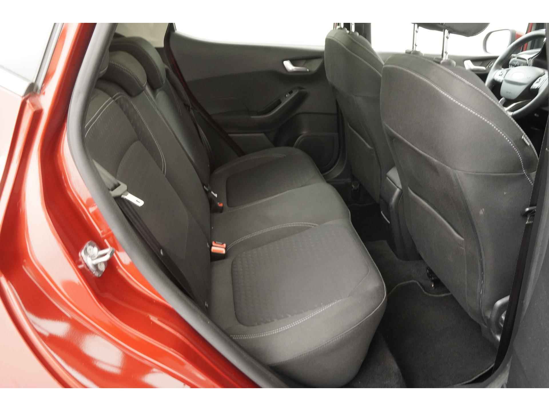 Ford Fiesta 1.0 EcoBoost Titanium Automaat | Panoramadak | Navigatie | Zondag Open! - 28/41