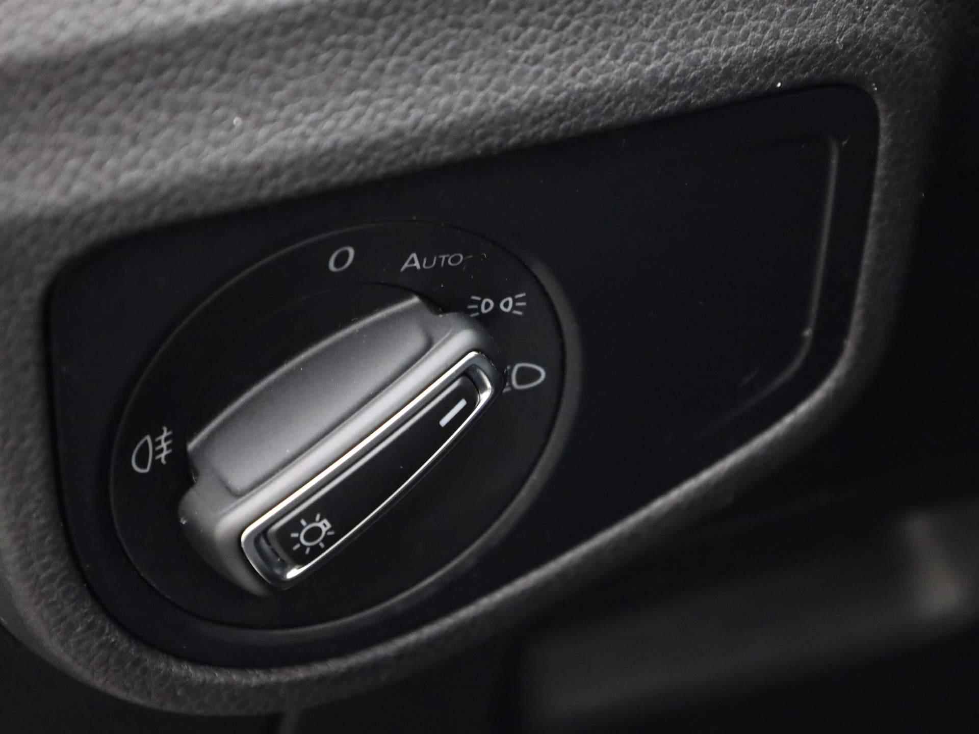Volkswagen Golf Sportsvan 1.5TSI/150PK United DSG · Panoramadak · Navigatie · Stoel-/stuurverwarming - 23/40