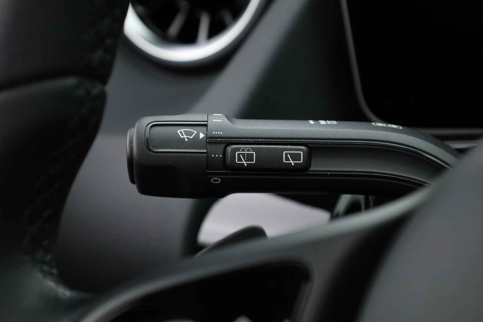 Mercedes-Benz B-Klasse 180 Advantage Automaat | Panoramadak | Camera | Trekhaak | Navi | Stoelverw. | Park Assist | - 10/35