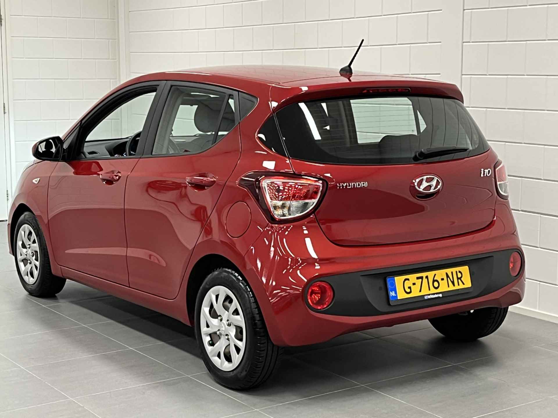 Hyundai i10 1.0i Comfort RADIO / USB | AIRCO | ZUINIGE AUTO MET LAGE KMSTAND! - 11/37