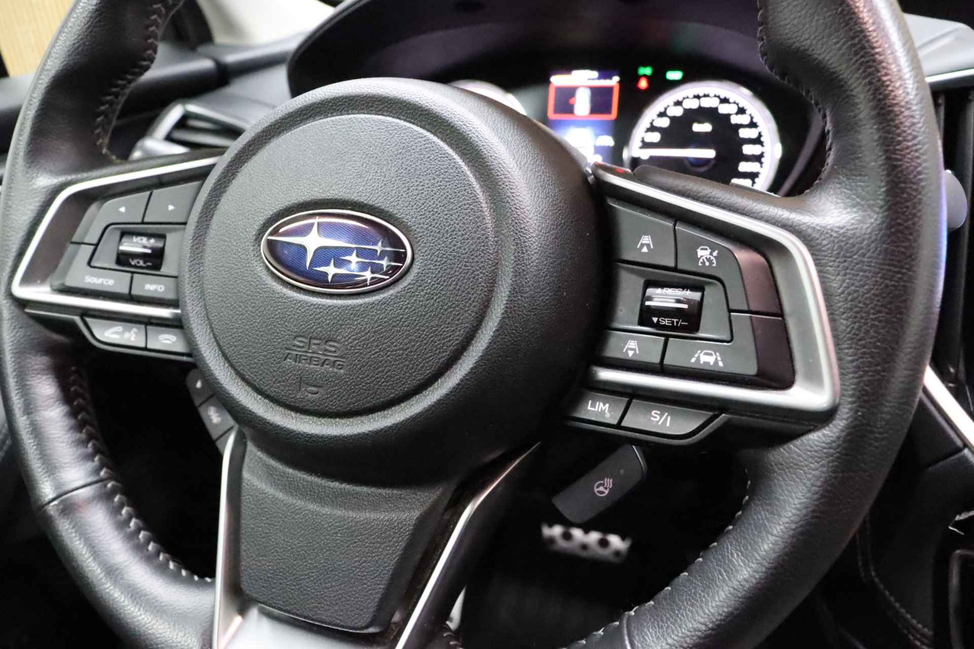 Subaru Forester 2.0i e-BOXER Luxury | Cruise adaptief | Apple Carplay Android Navigatie | Keyless - 16/35