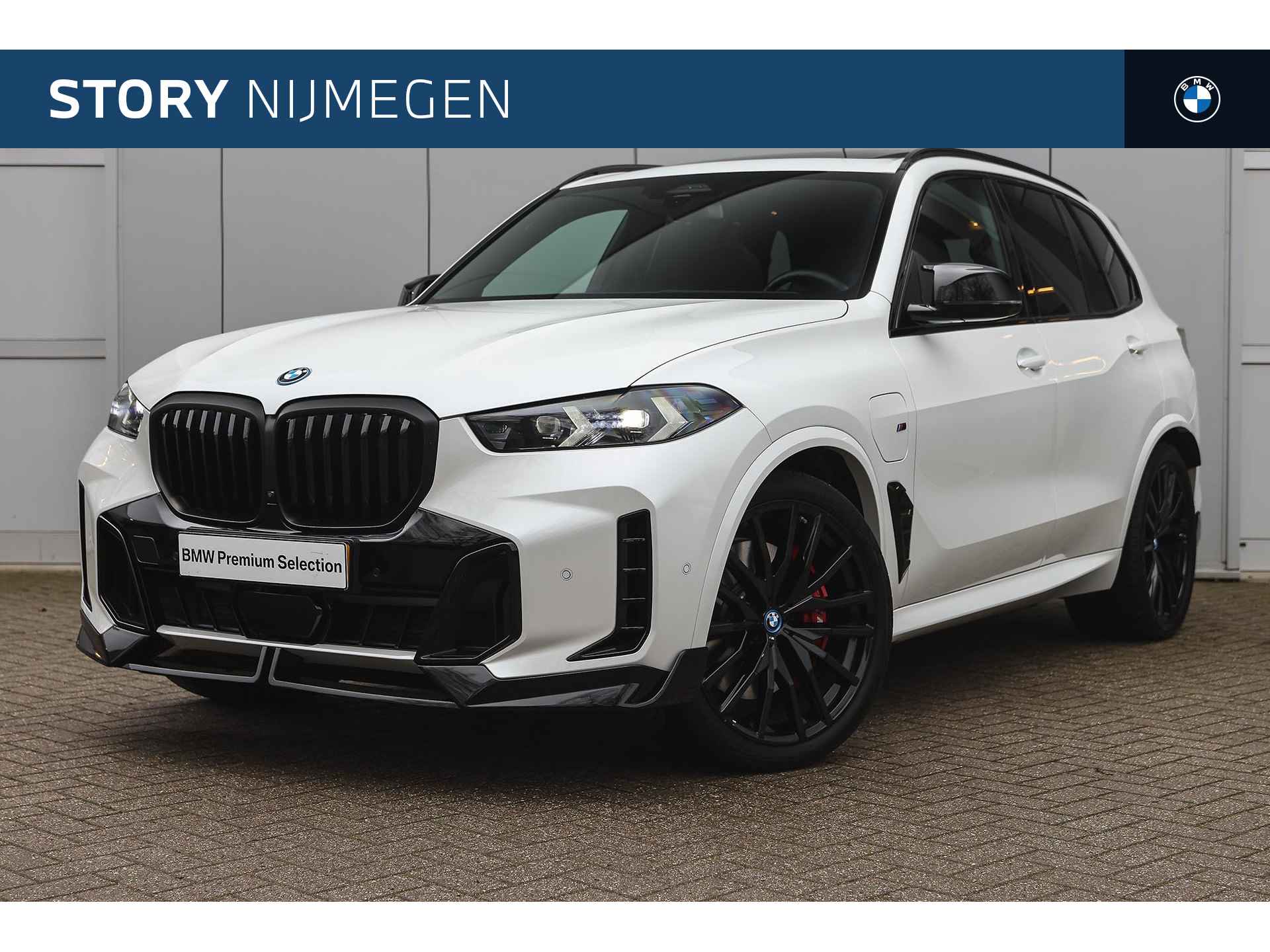 BMW X5 xDrive50e High Executive M Sport Automaat / Panoramadak / Adaptieve LED / Harman Kardon / Soft close / Live Cockpit Professional / Parking Assistant Professional / Gesture Control