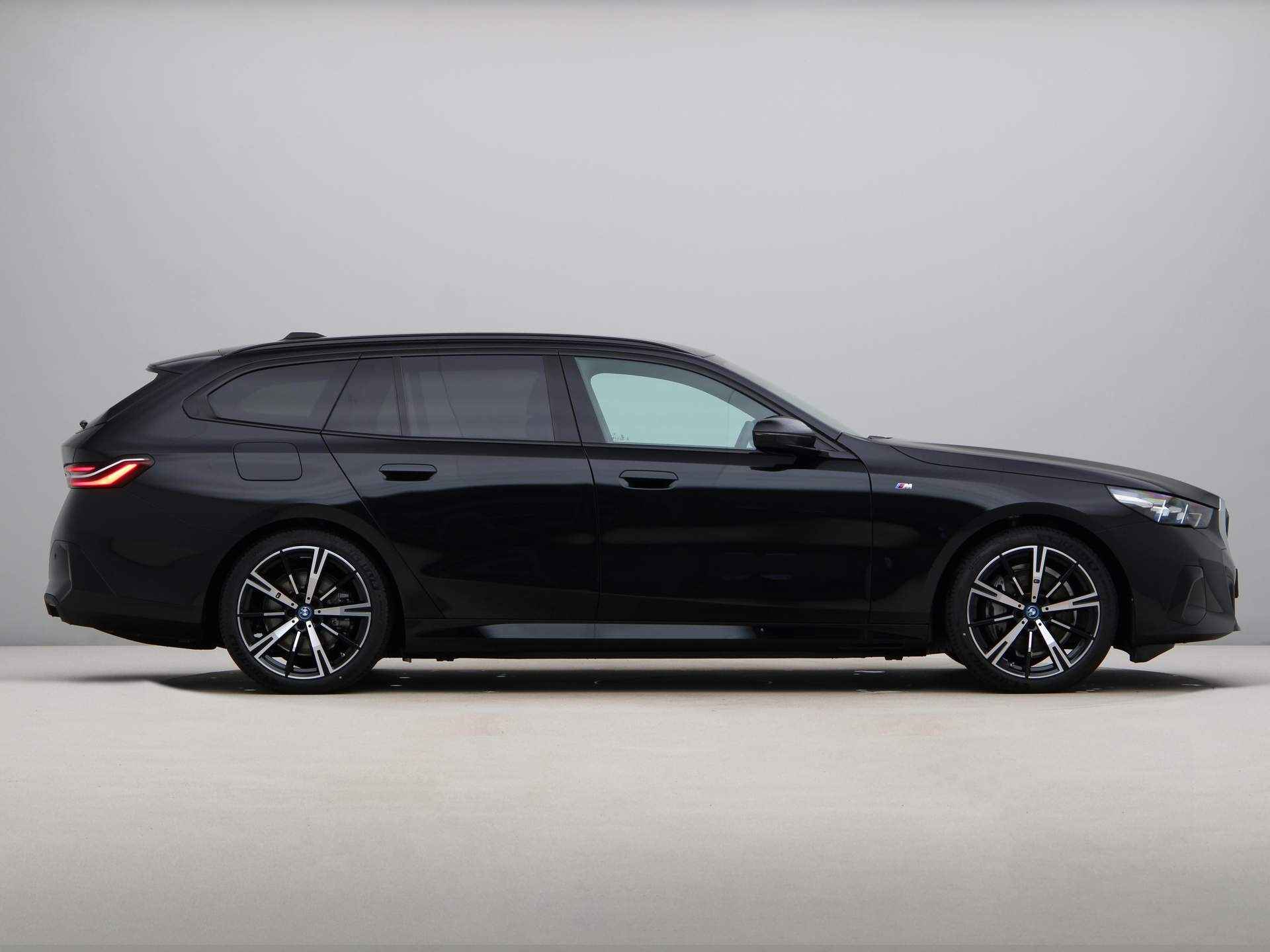 BMW i5 Touring eDrive40 84 kWh - 5/29