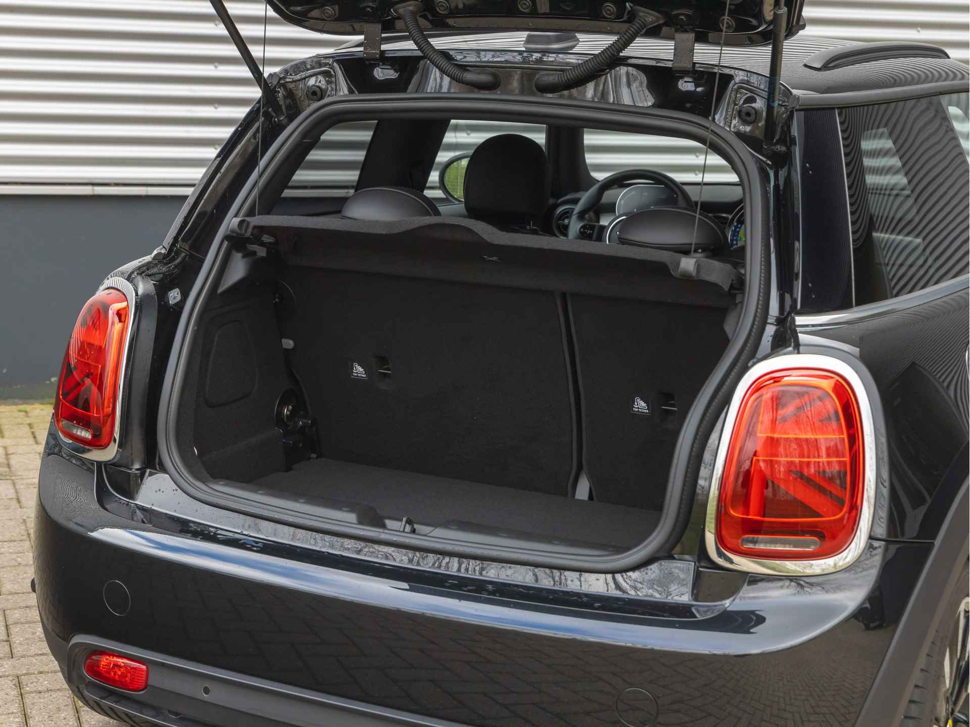 MINI Mini Electric - Yours - Driving Ass - LED - Yours Leder - Stoelverwarming - 16/36