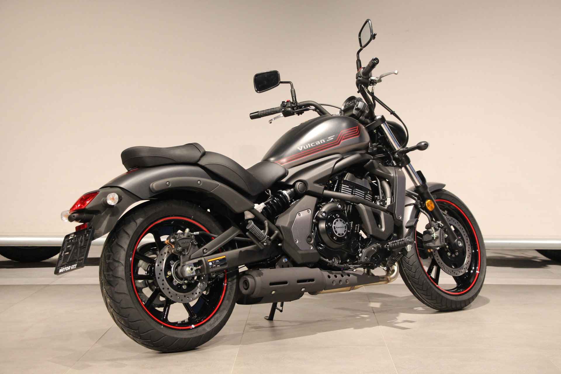 Kawasaki VULCAN S - 8/13