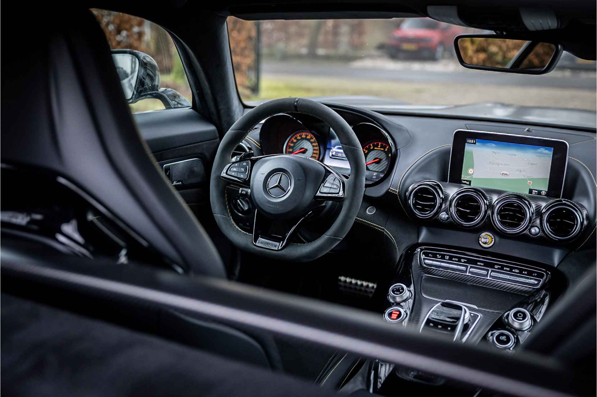 Mercedes-Benz AMG GT 4.0 R Carbon Burmester High End Track Pace BTW - 44/51