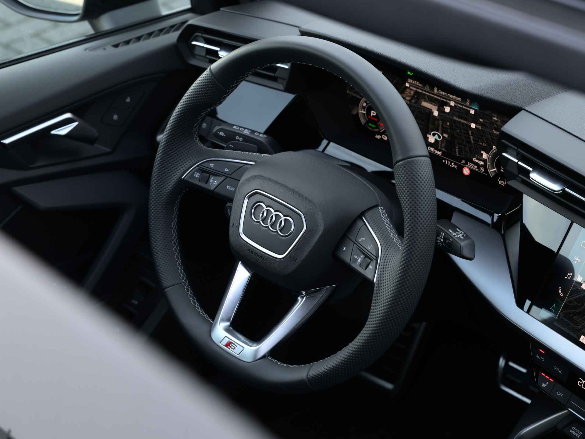Audi A3 Sportback 40 TFSI e S edition 204pk | Panoramadak | Keyless | 18" Velgen | Stoelverwarming | Adaptive Cruise - 20/49