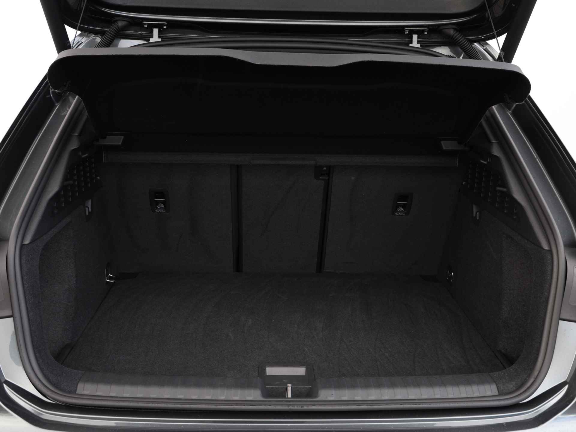 Audi A3 Sportback 40 TFSI e S edition 204pk | Panoramadak | Keyless | 18" Velgen | Stoelverwarming | Adaptive Cruise - 22/49