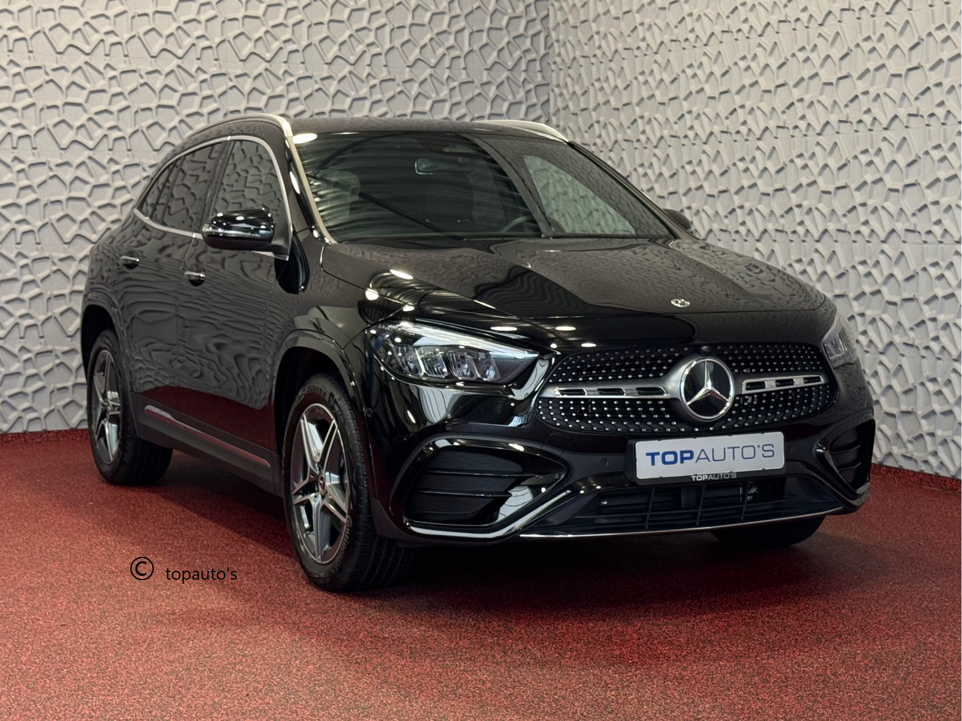 Mercedes-Benz GLA 250 E AMG LINE PLUG IN PREMIUM PHEV PLUG-IN-HYBRID