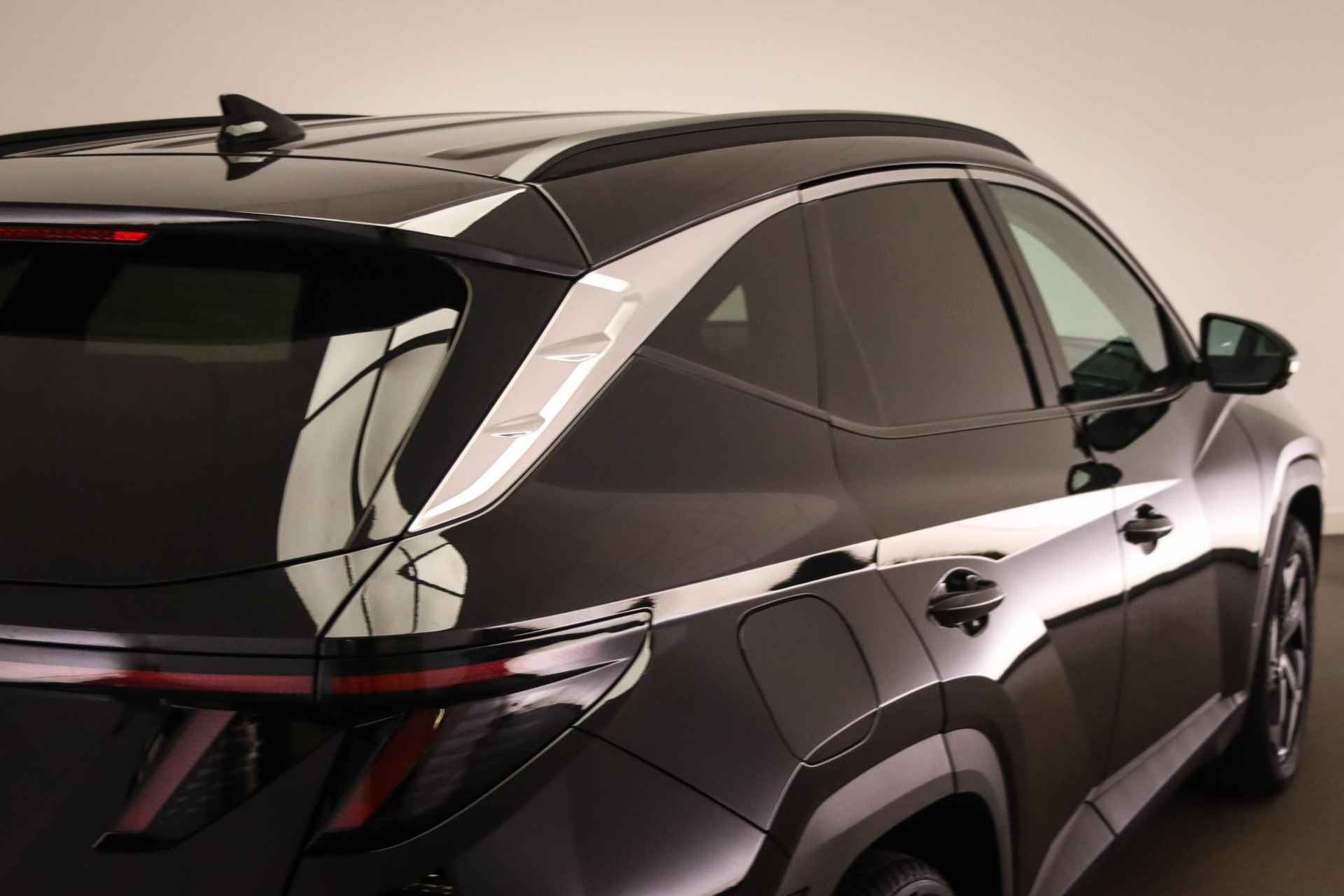 Hyundai Tucson 1.6 T-GDI PHEV Comfort Smart 4WD | LEDER | STOELKOELING | STUURWIELVERWARMING | CAMERA | DEALER ONDERHOUDEN - 21/54