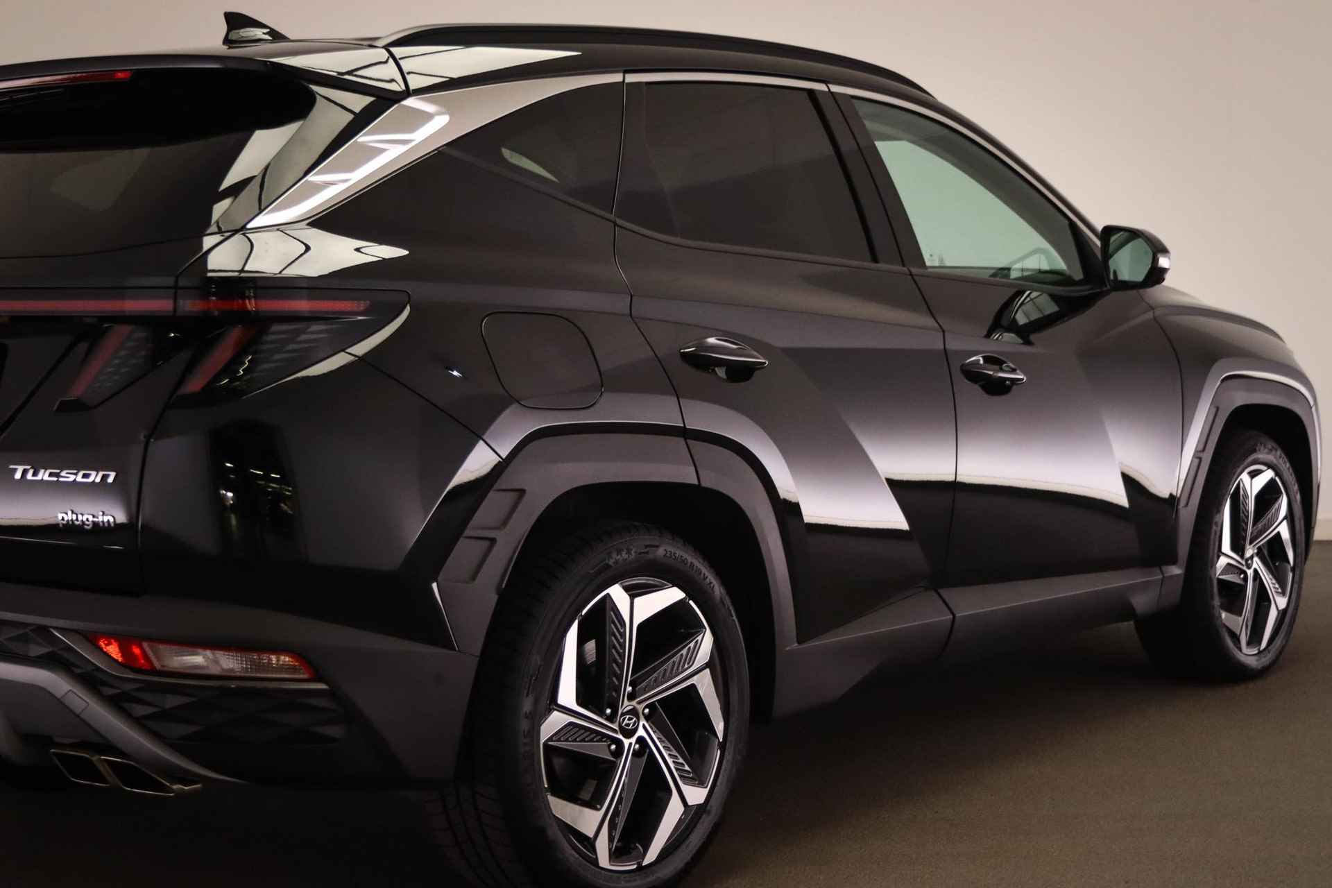 Hyundai Tucson 1.6 T-GDI PHEV Comfort Smart 4WD | LED | LEDER | STOELKOELING | STUURWIELVERWARMING | CAMERA | 19" | DEALER ONDERHOUDEN - 22/54