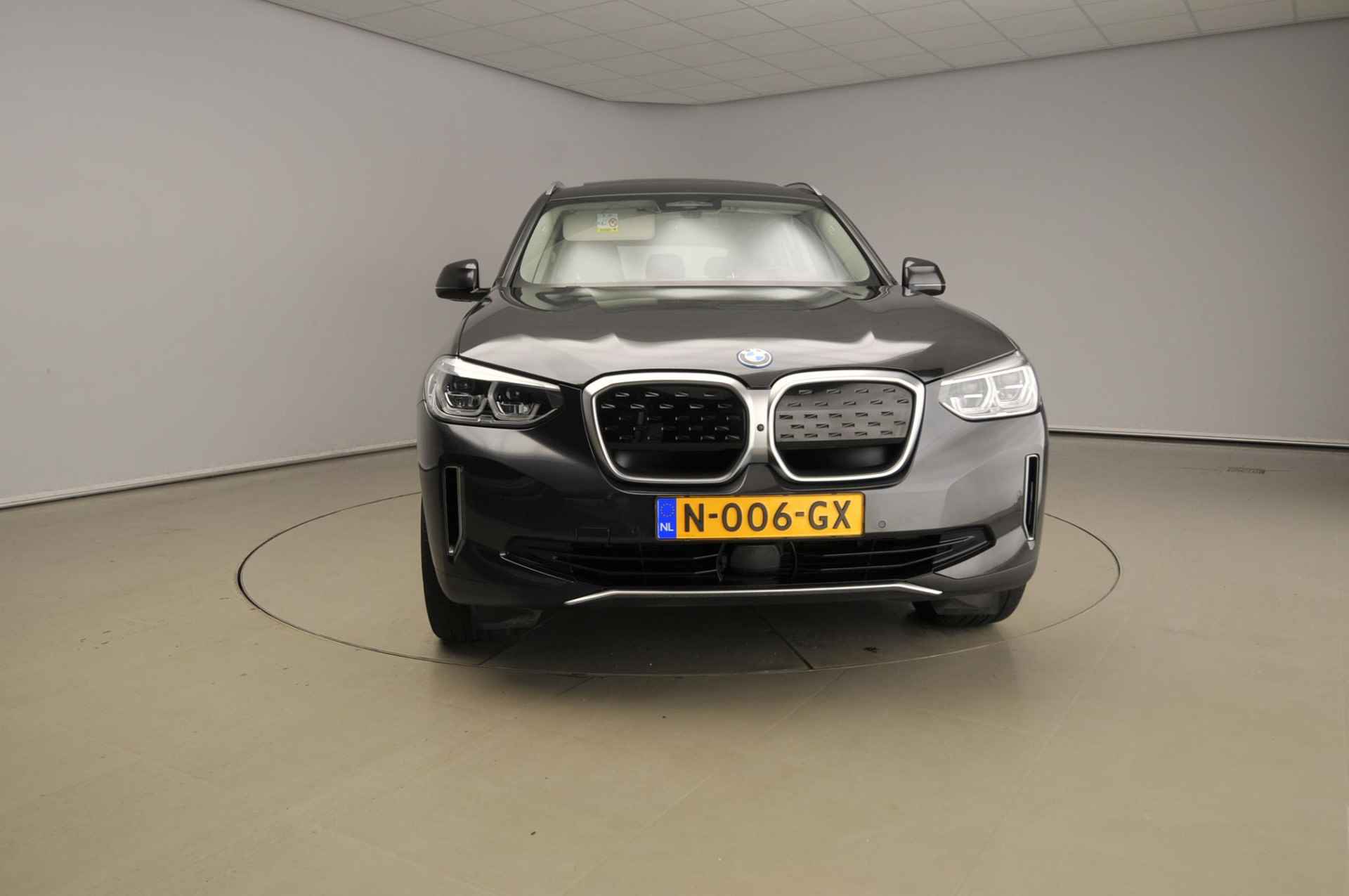 BMW iX3 High Executive | LED | Leder | HUD | Schuifdak | Sportstoelen | Chrome line | Stoelverwarming | DAB | Harman-kardon sound | Alu 20 inch - 6/51