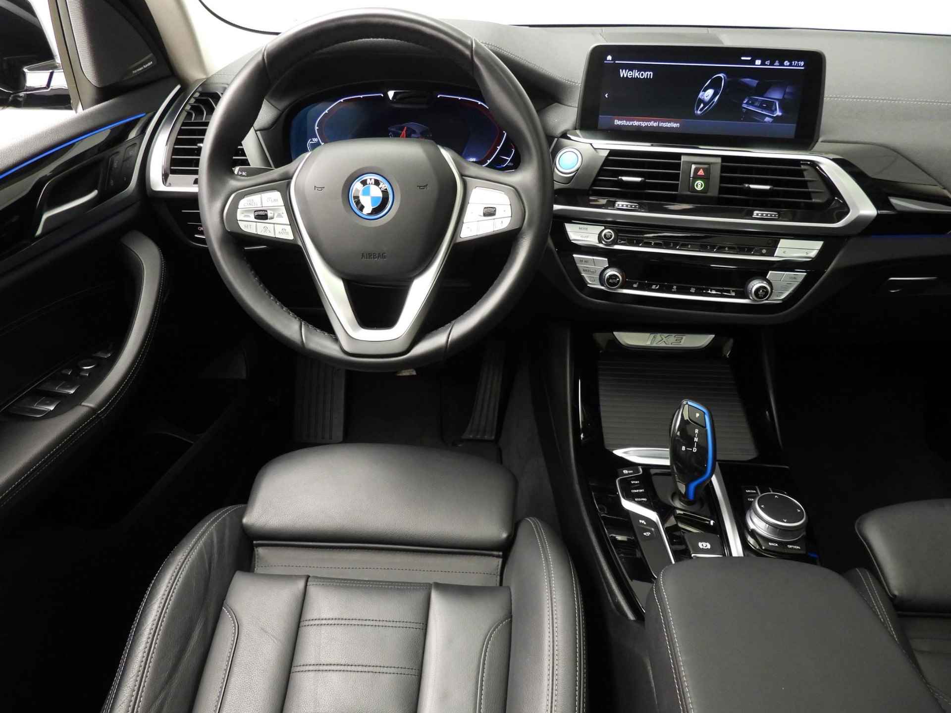 BMW iX3 High Executive | LED | Leder | HUD | Schuifdak | Sportstoelen | Chrome line | Stoelverwarming | DAB | Harman-kardon sound | Alu 20 inch - 11/51