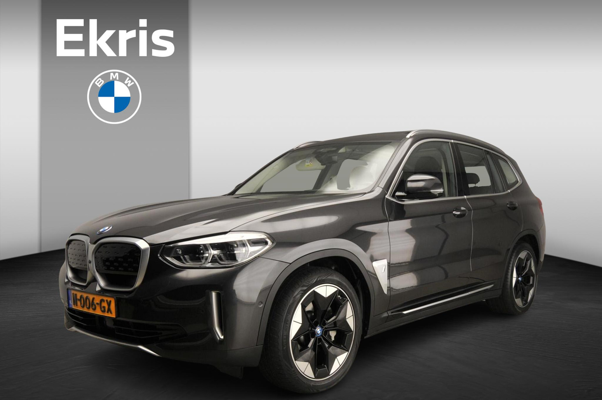 BMW iX3 High Executive | LED | Leder | HUD | Schuifdak | Sportstoelen | Chrome line | Stoelverwarming | DAB | Harman-kardon sound | Alu 20 inch