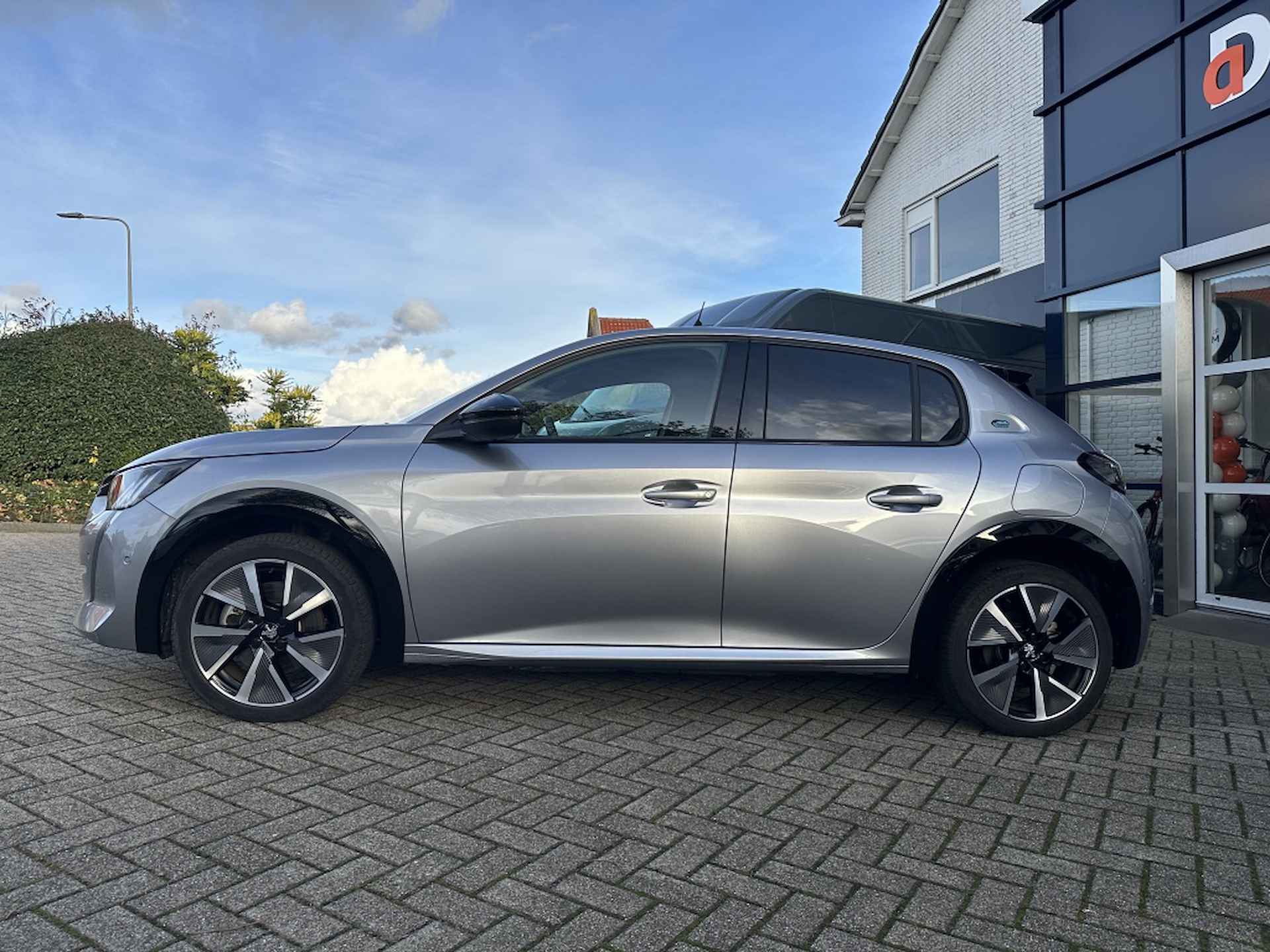 Peugeot e-208 EV GT Pack 50 kWh | Eerste eigenaar | - 19/33