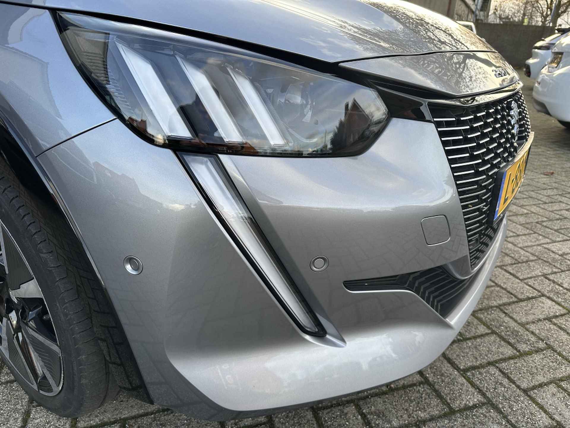 Peugeot e-208 EV GT Pack 50 kWh | Eerste eigenaar | - 32/33