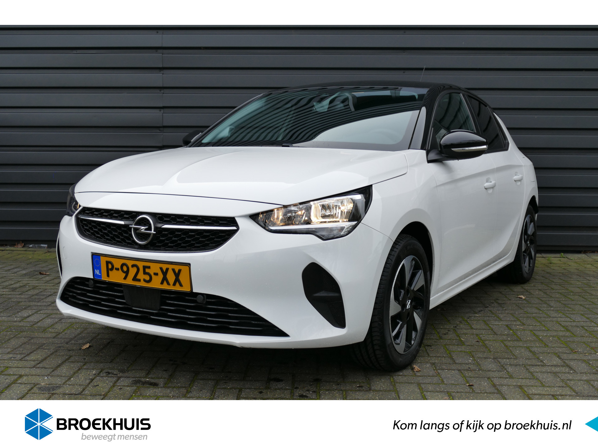 Opel CORSA-E EV 136PK 50 KWH 5-DRS EDITION AUTOMAAT / NAVI / CLIMA / 16" LMV / BLUETOOTH / CRUISECONTROL / 12% BIJTELLING / 1E EIGENAAR / NIE bij viaBOVAG.nl