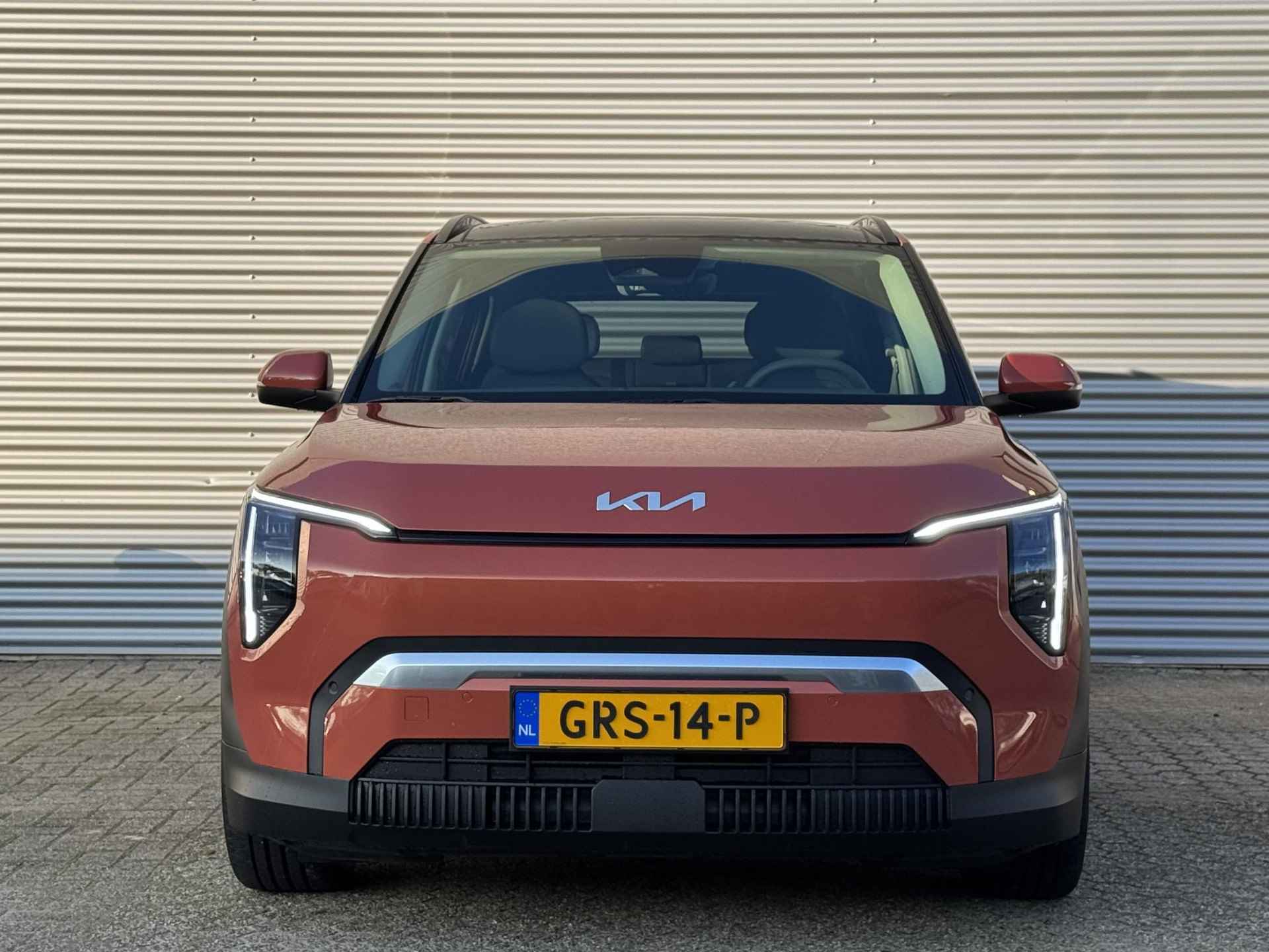 Kia EV3 Plus Advanced 81.4 kWh Demovoertuig Direct Beschikbaar voor Proefrit | Schuif/kantel dak | Stoelverwarming/Stuurwielverwarming | Keyless Entry | Draadloze Apple Carplay | - 5/27