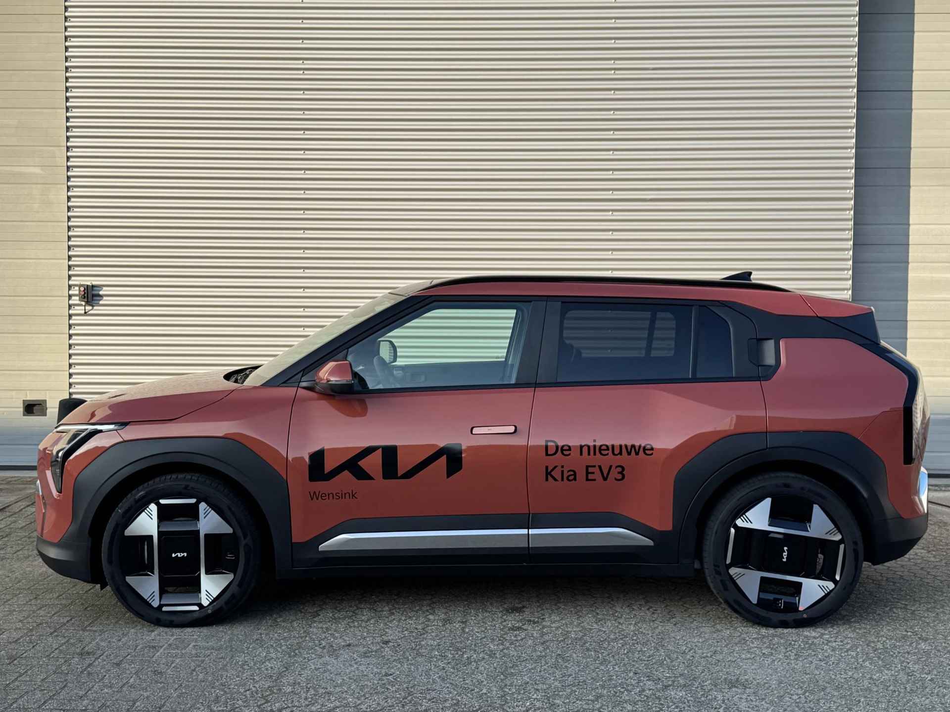 Kia EV3 Plus Advanced 81.4 kWh Demovoertuig Direct Beschikbaar voor Proefrit | Schuif/kantel dak | Stoelverwarming/Stuurwielverwarming | Keyless Entry | Draadloze Apple Carplay | - 7/27