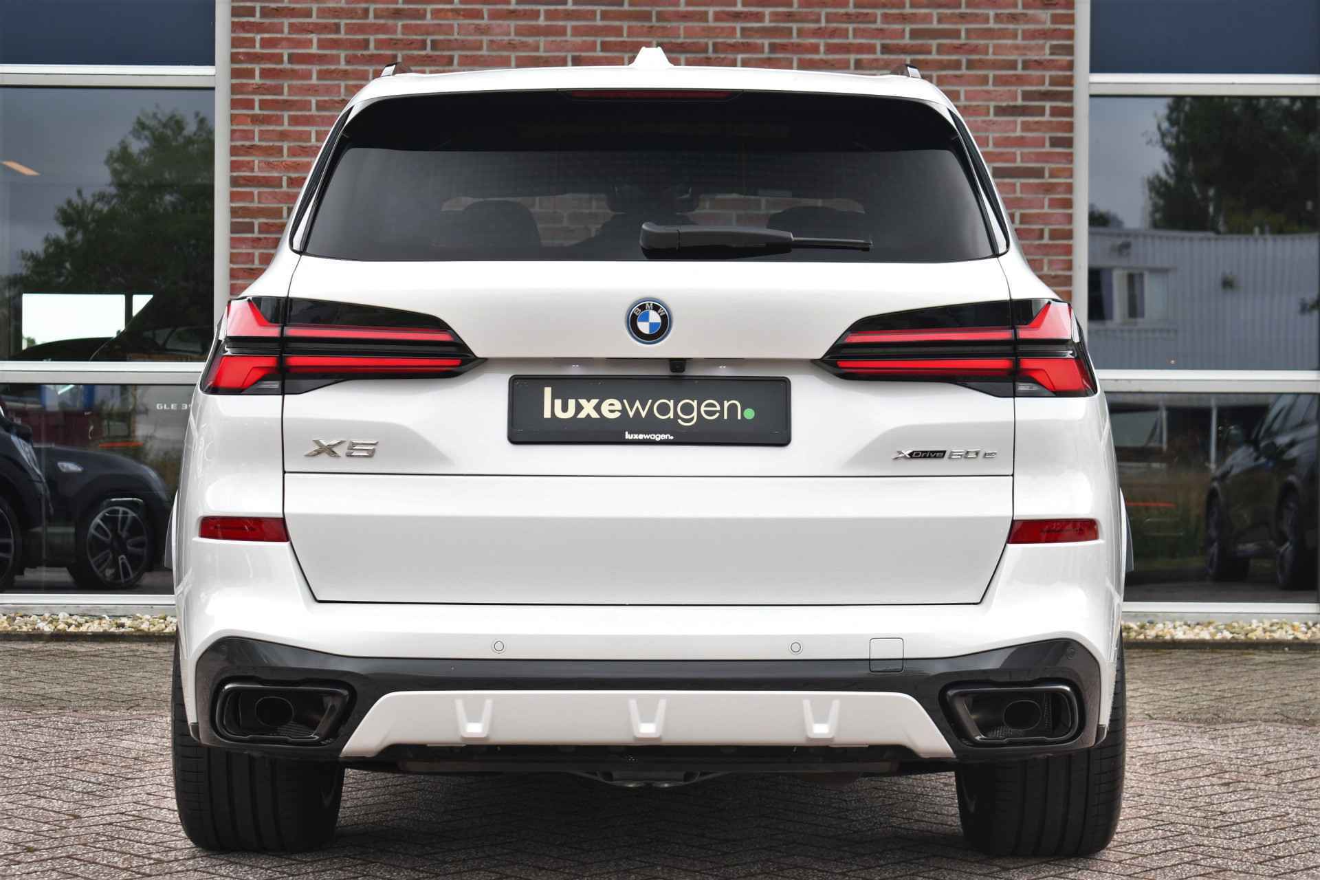 BMW X5 xDrive50e M-Sport Pano Trekh 360 22inch H/K Soft-close Gesture - 8/51