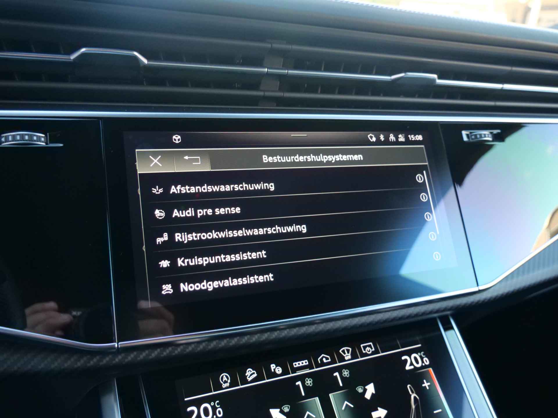 Audi RS Q8 4.0 TFSI RS Q8 quattro 600 Pk Automaat Keramisch / Schuifdak / Camera / Leer / Trekhaak /  Apple Carplay - 23/70